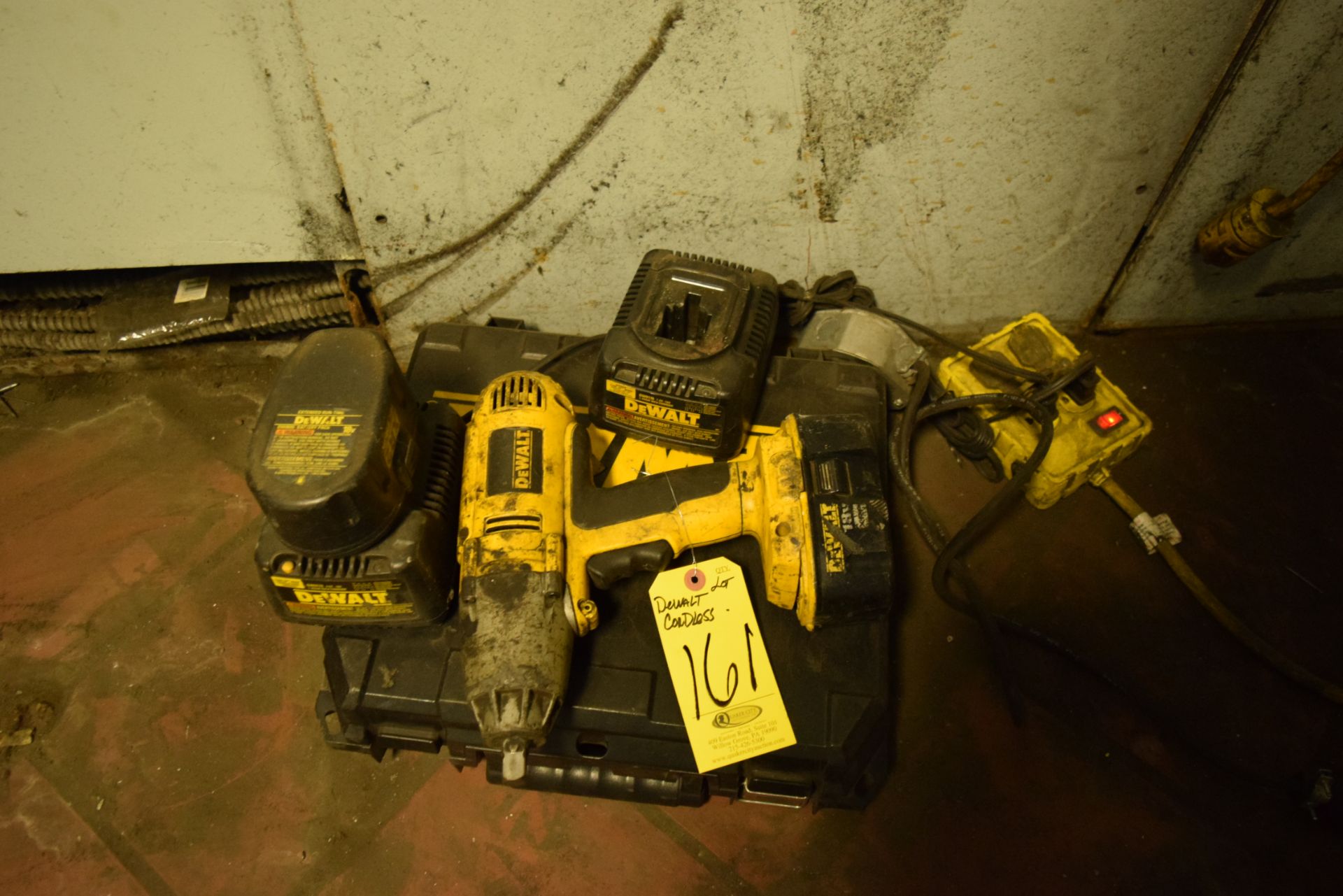 DEWALT IMPACT AND CHARGER
