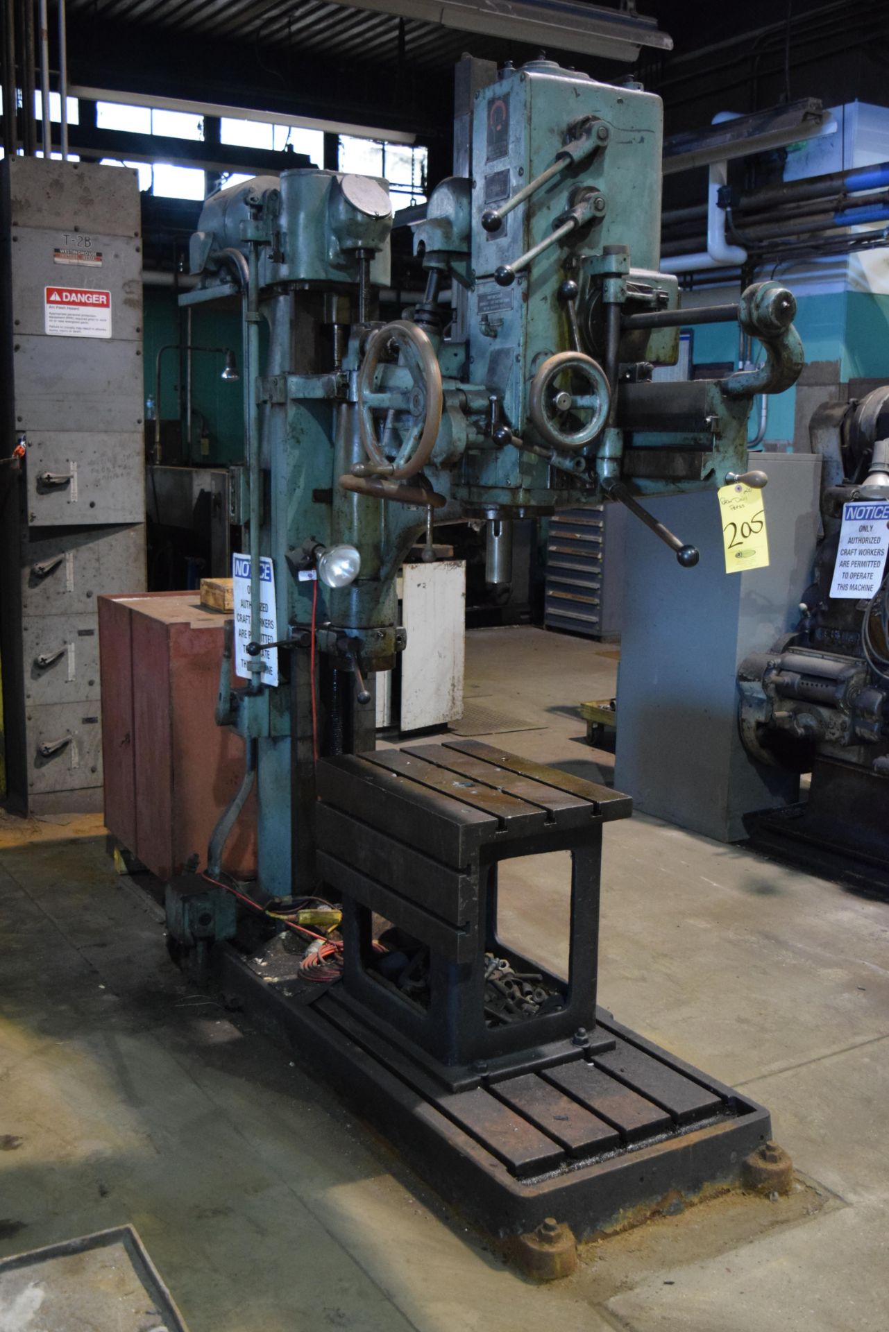 WESTERN 4' RADIAL ARM DRILL WITH BOX TABLE