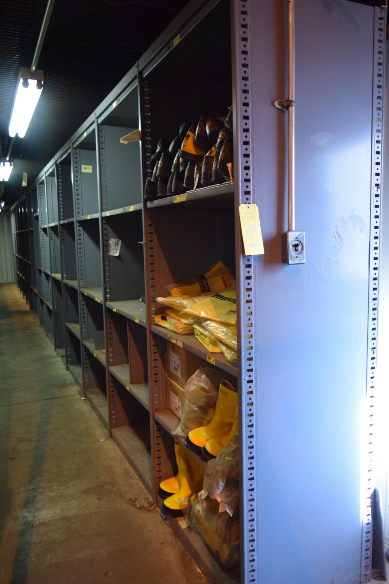 (14) SECTIONS OF SHELVING