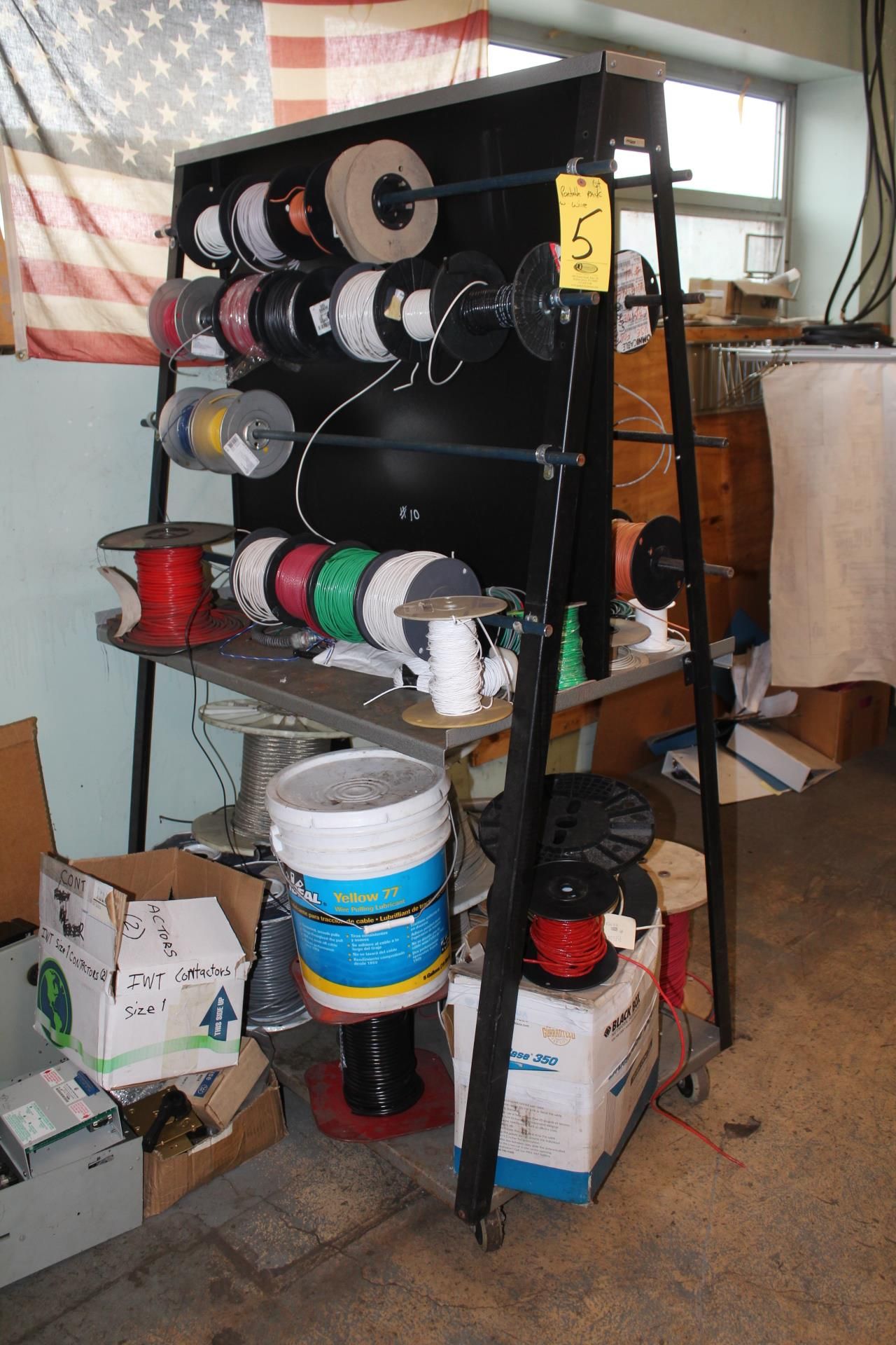 PORTABLE WIRE RACK AND CONTENTS