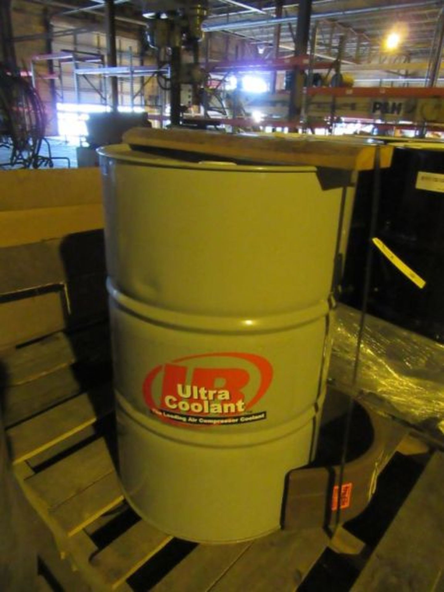 (16) ASSORTED BARRELS OF IR ULTRA COOLANT, WTSWW 51CE, … - Image 4 of 10