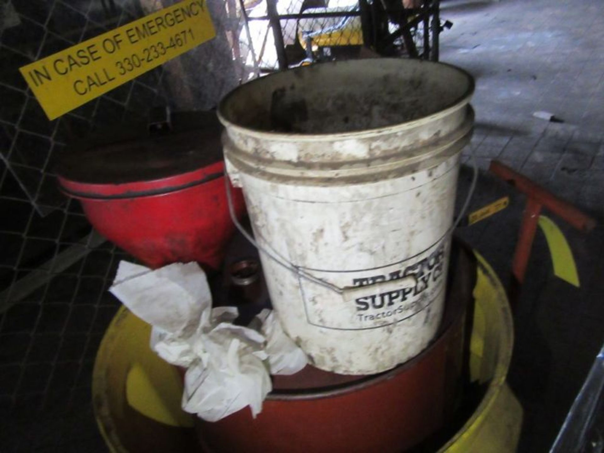 BARREL CONTAINERS - Image 6 of 8