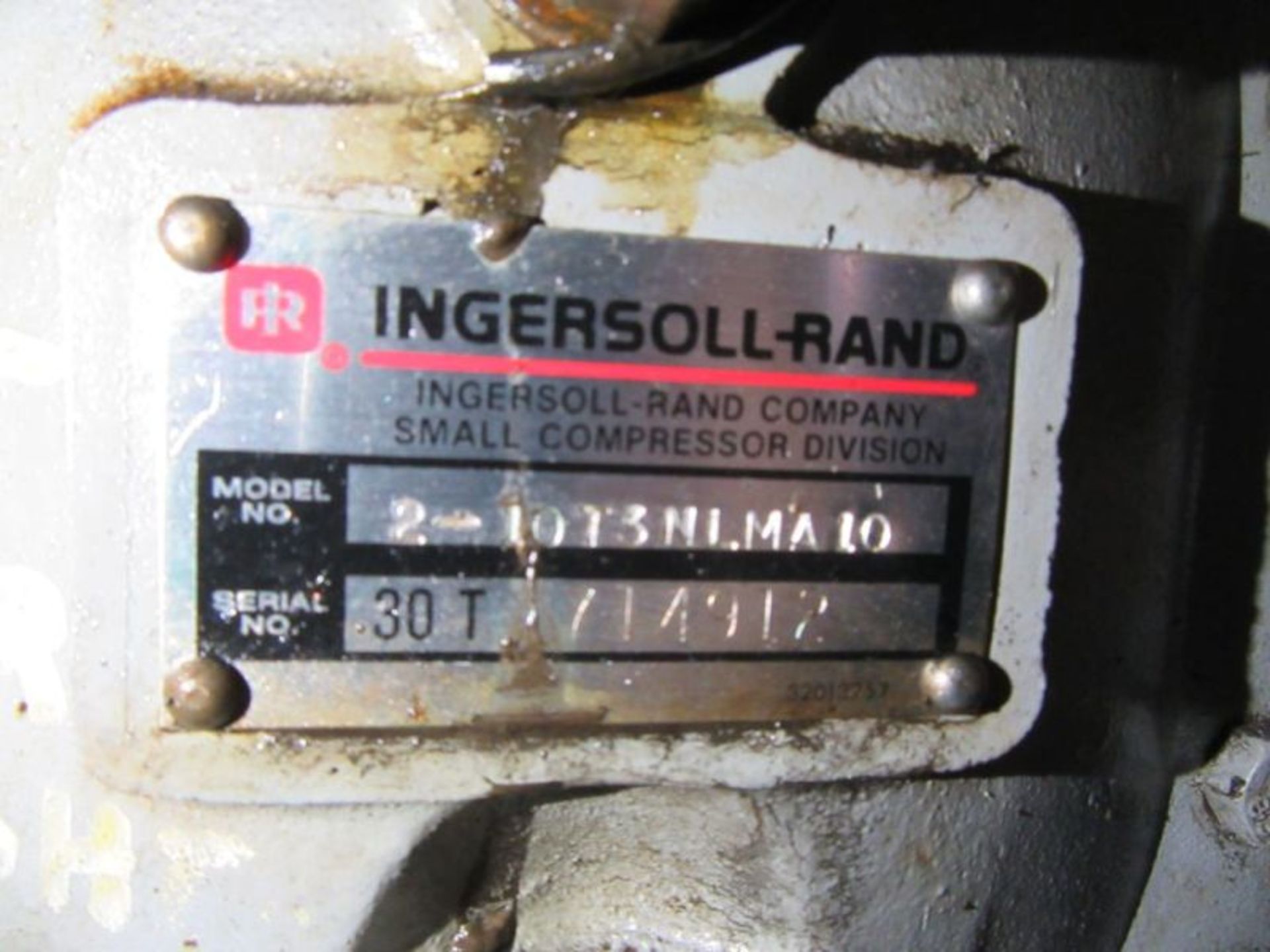 INGERSOLL RAND TWIN HEAD AIR COMPRESSOR MDL T30 12162 & 15285 HOURS… - Image 12 of 12