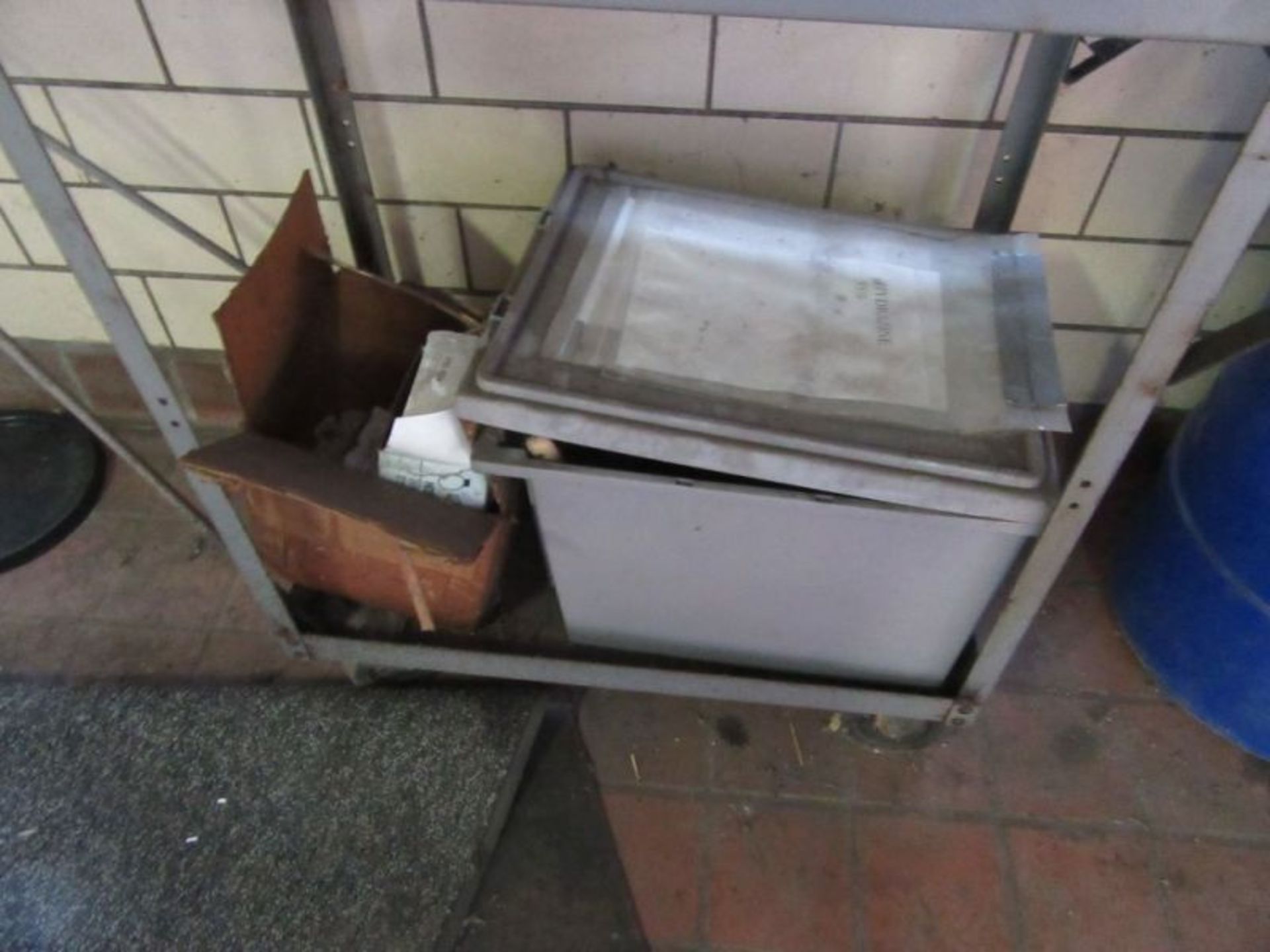 METAL TABLE, SHELF, STRAPPING TOOLS AND CONTENTS - Image 4 of 7