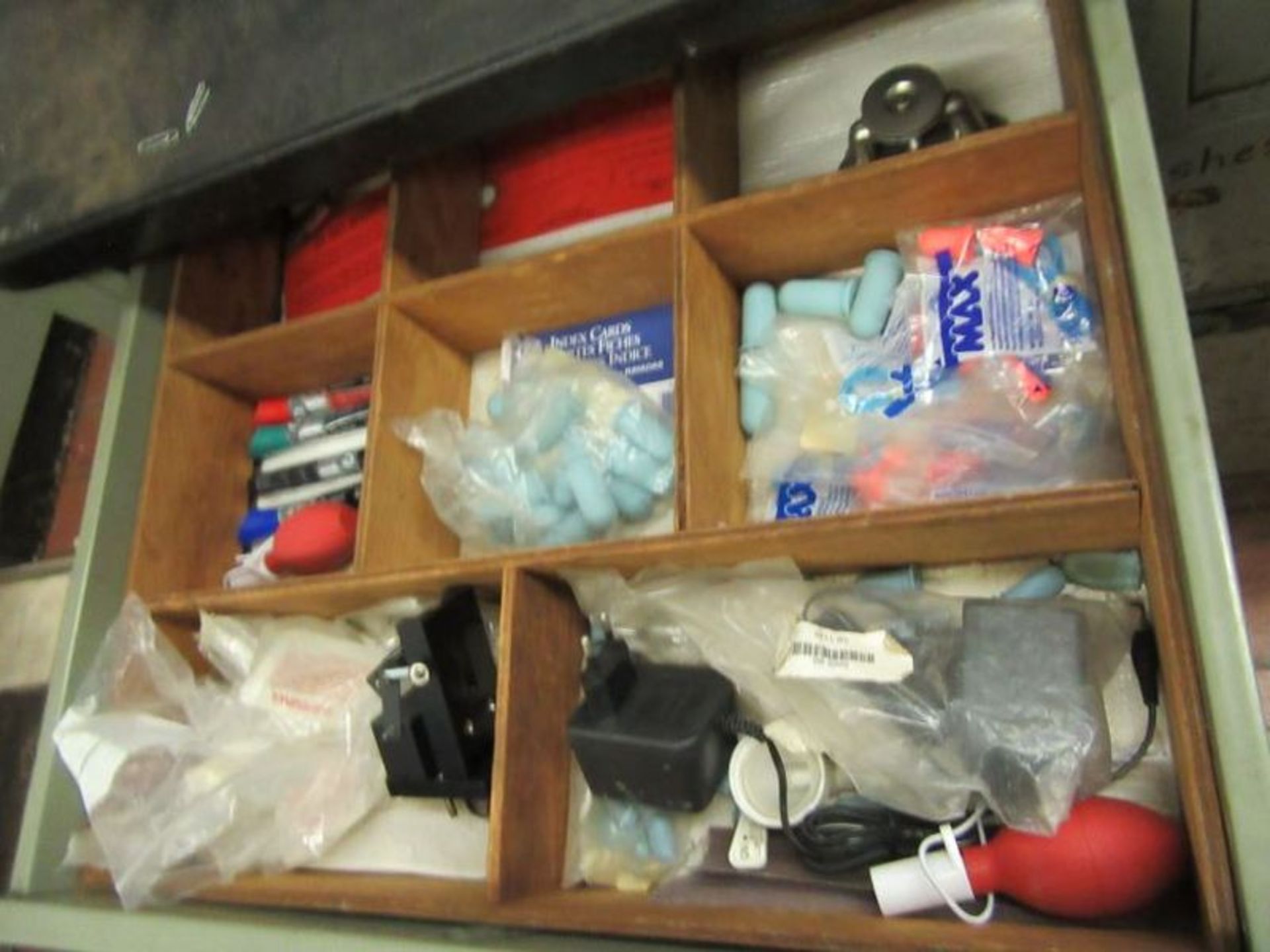 CONTENTS OF CABINETS - GLASS TUBES, FLASKS, BEAKERS, WEIGHTS, ETC - Image 28 of 32