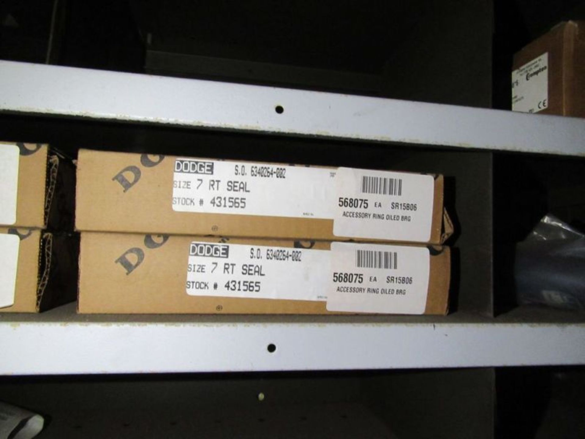 CONTENTS OF 5 SHELVES OF LINER PLATES, SKIRT CYLINDERS, VALVE MIST ELIMINATORS PARTS, ETC - Image 15 of 54