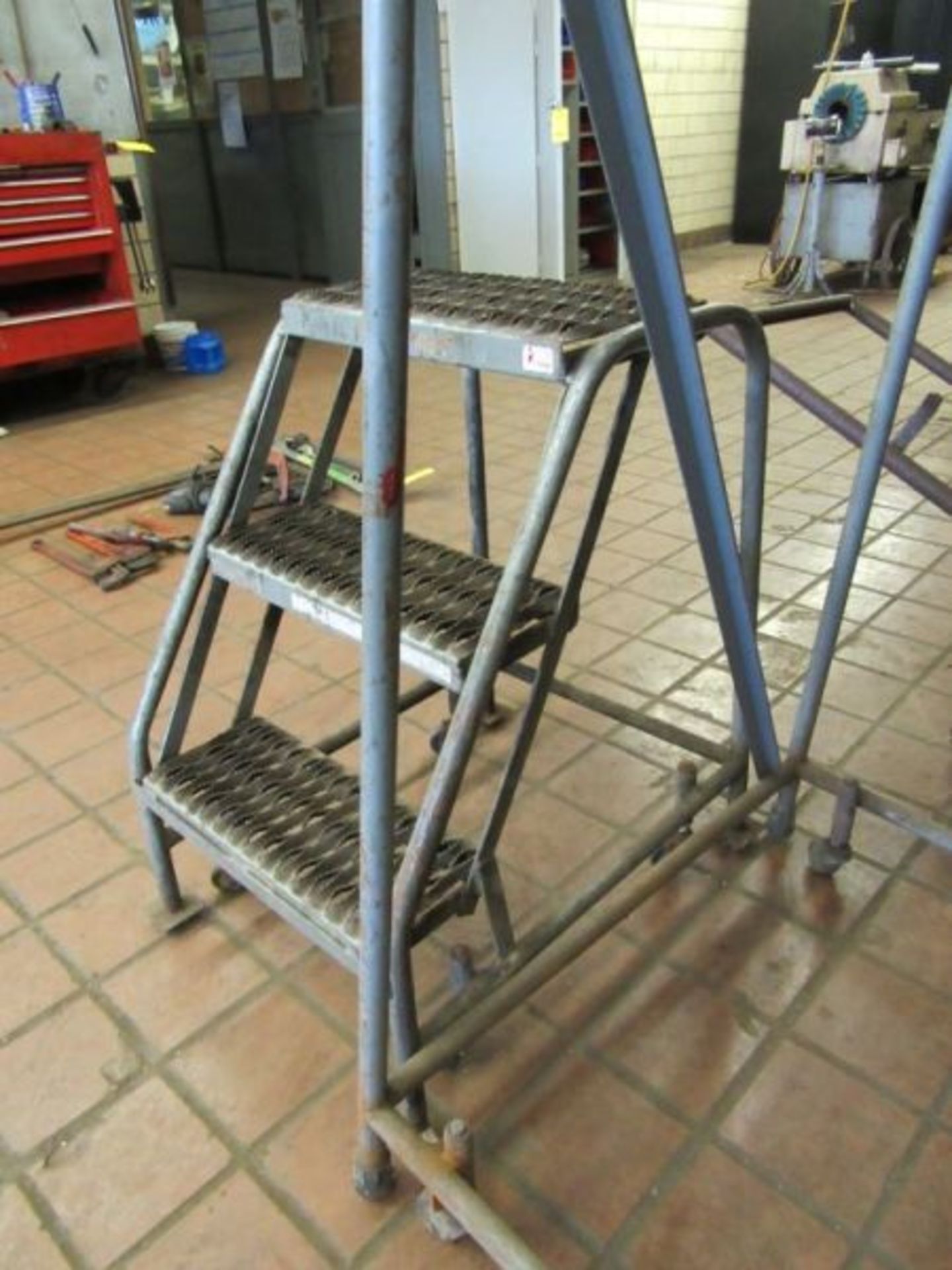 5 FT & 3 FT ROLLING STOCK LADDERS, MOP BUCKET - Image 6 of 6