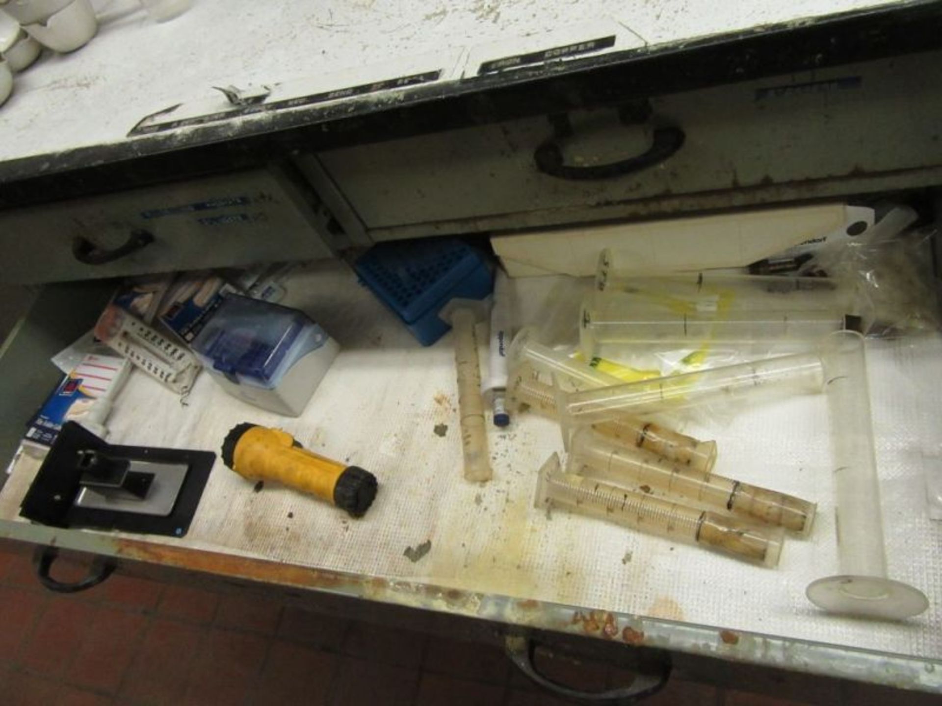 CONTENTS OF CABINETS - GLASS TUBES, FLASKS, BEAKERS, WEIGHTS, ETC - Image 20 of 32