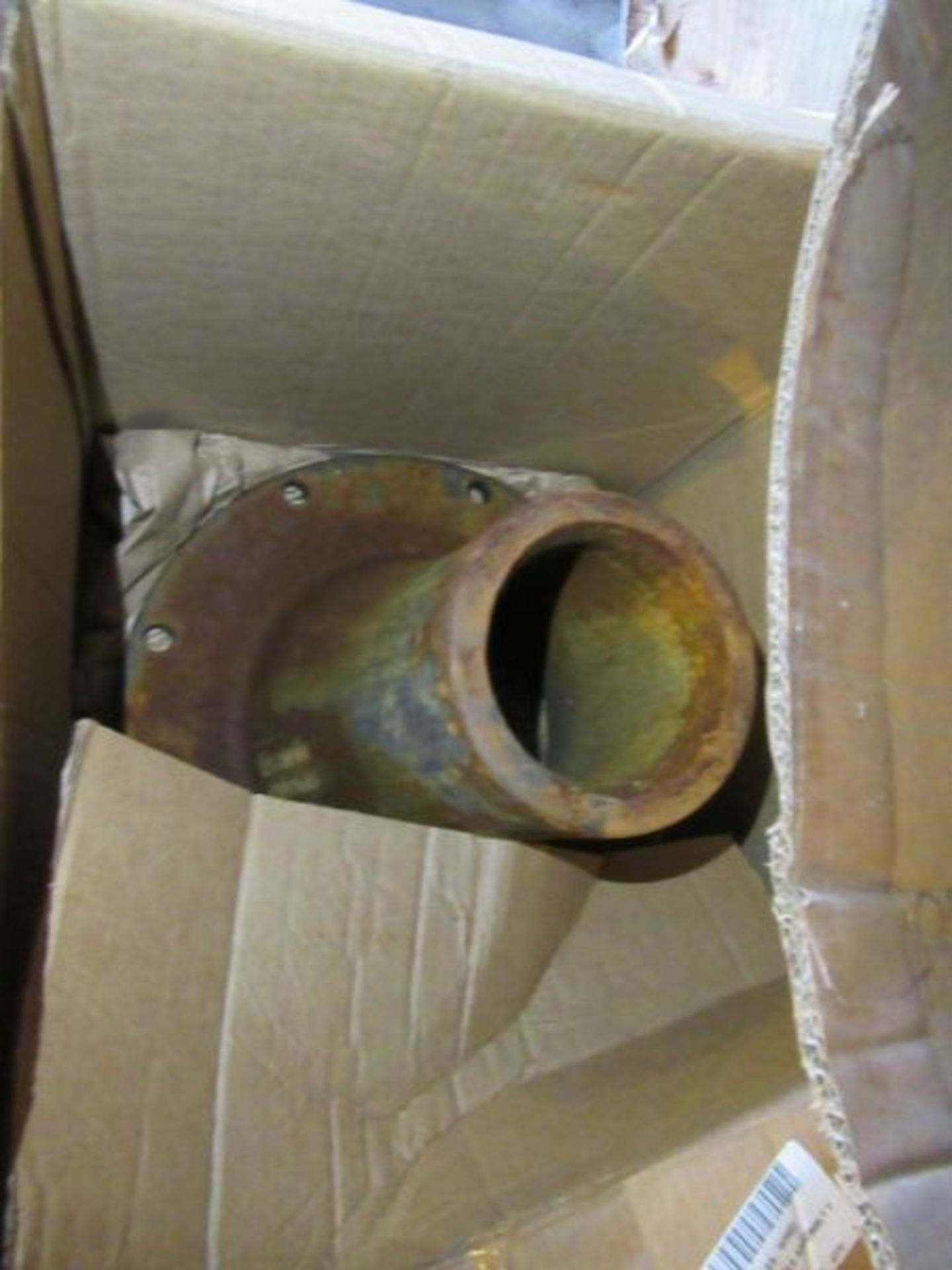 MANWAY COVER, REDUCER PIPES, AND ASST VALVES - Image 7 of 7