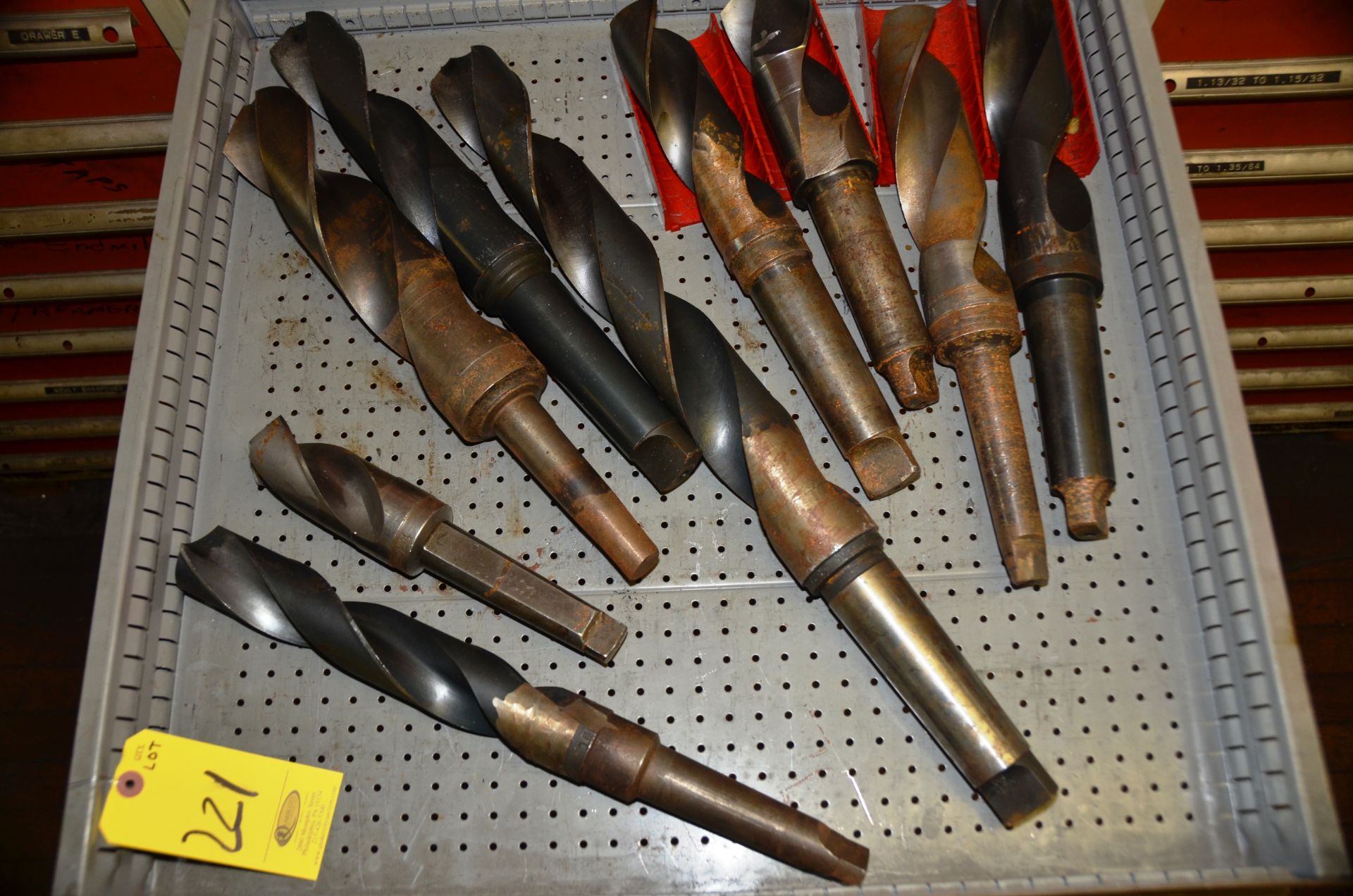 DRAWER CONTENTS, MISC. MORSE TAPER DRILLS