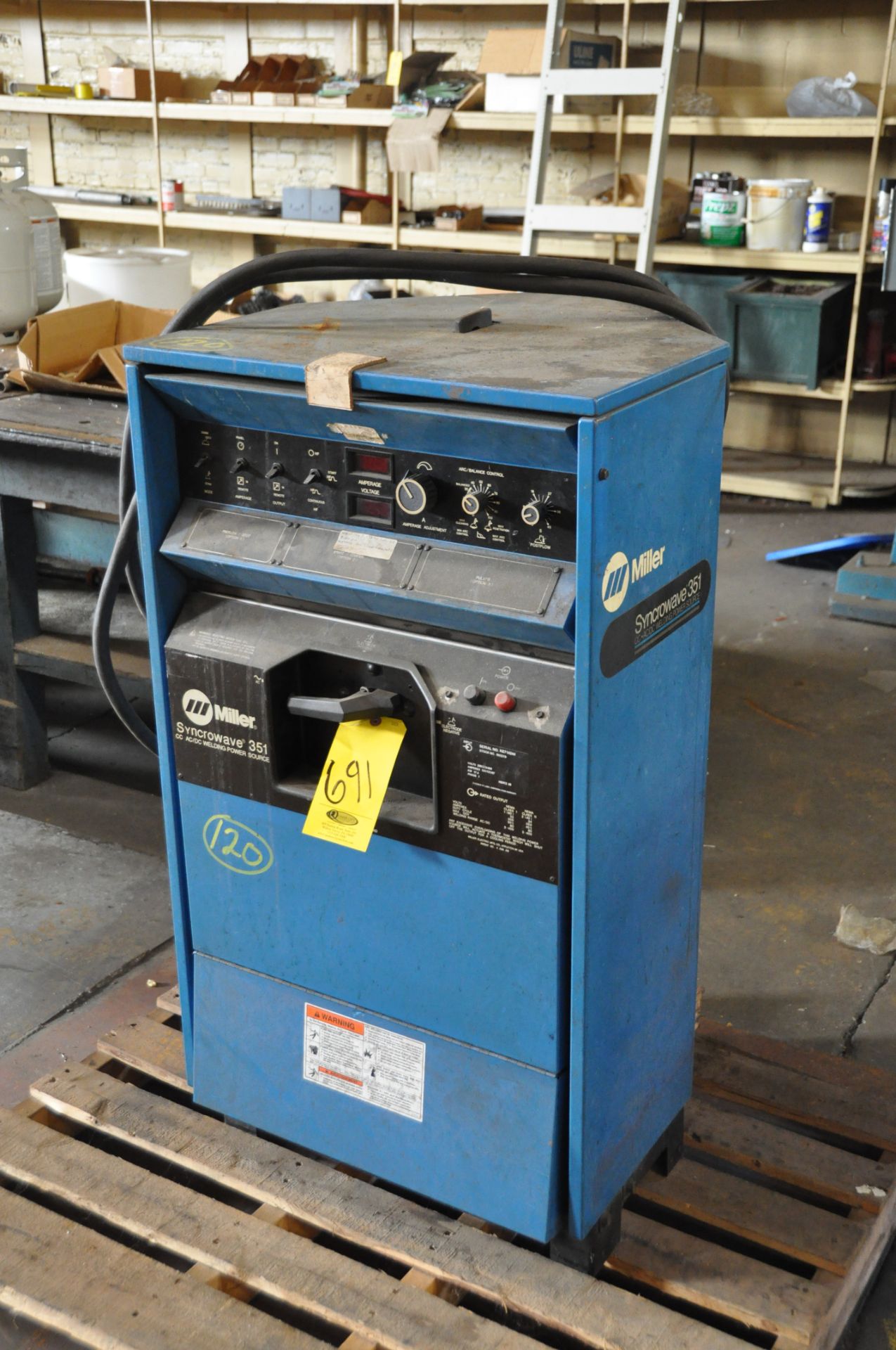 MILLER WELDER SYNCROWAVE 351, SN. 903219.