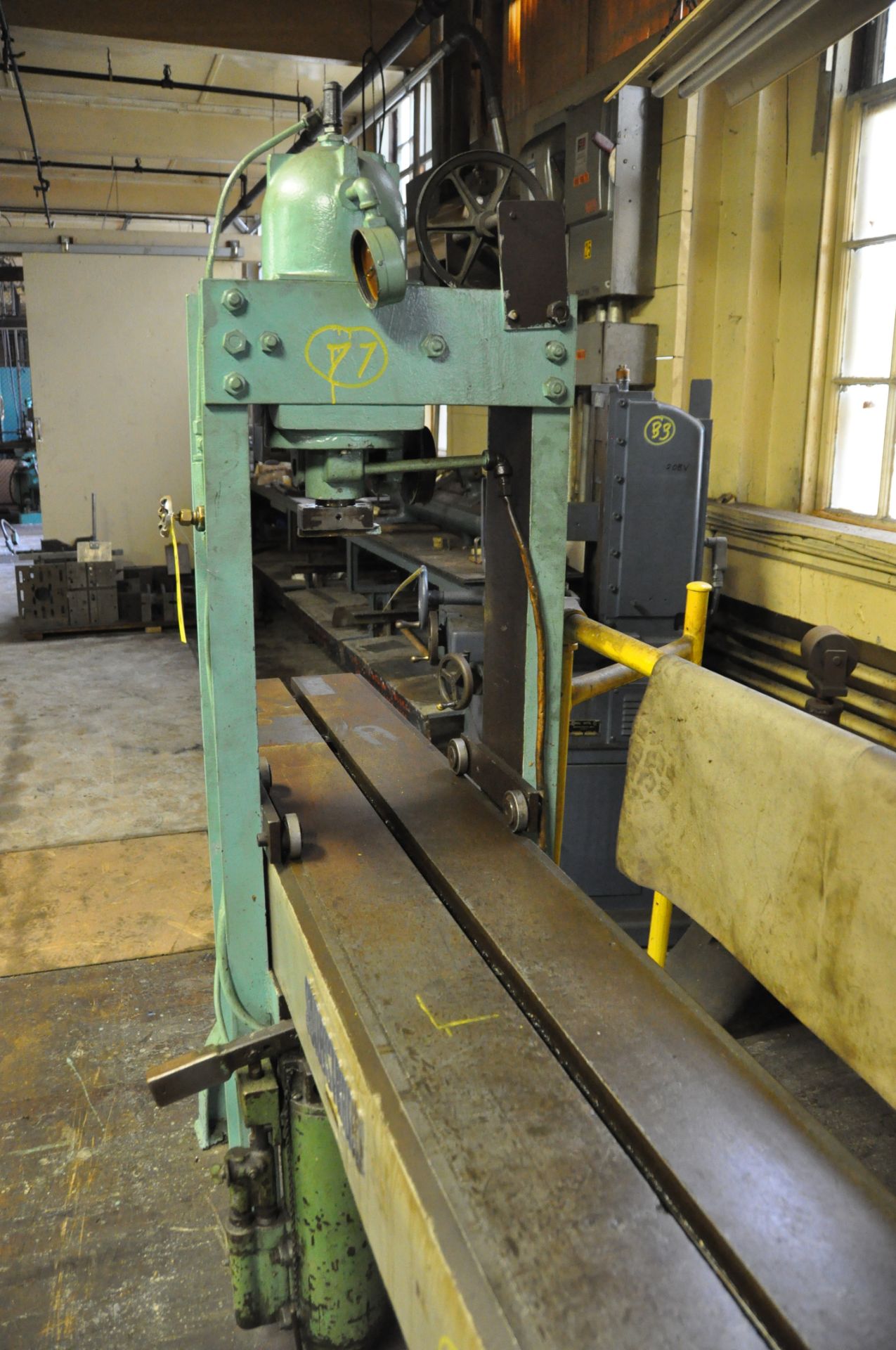 SUNSTRAND STRAIGHTENING PRESS, S/N 78-4257, BED SIZE 12-1/2" X 106" WITH 1 T SLOT… - Image 3 of 3