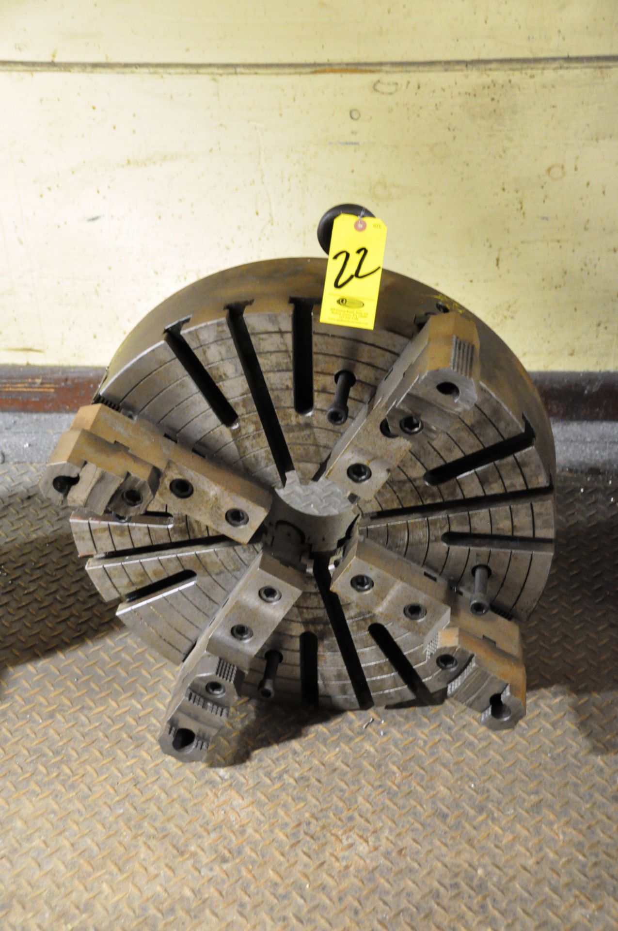 24" 4 JAW CHUCK WITH 5" THRU BORE AND CAMLOCK BACK