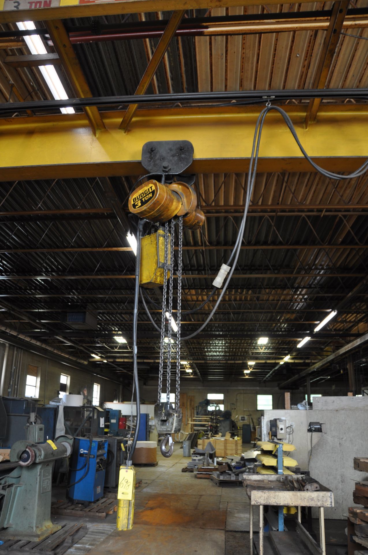 OVERHEAD CRANE UNIT WITH 3 TON BUDGET ELECTRIC CHAIN HOIST, MANUAL TROLLEY…