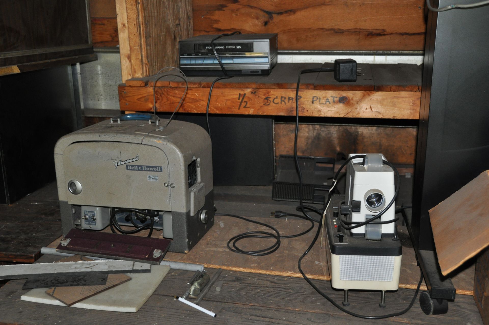 CONTENTS OF RIGHT SIDE UPSTAIRS AREA: FURNITURE, CHAIRS, CABINETS, DESKS, ETC. - Image 8 of 8