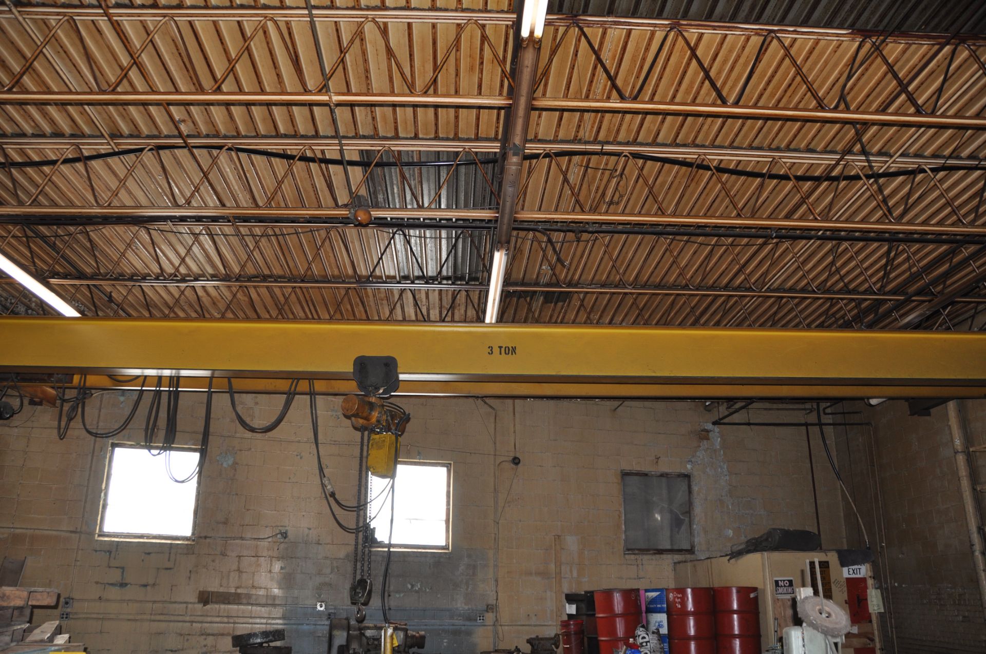 OVERHEAD CRANE UNIT WITH 3 TON BUDGET ELECTRIC CHAIN HOIST, MANUAL TROLLEY… - Image 2 of 2