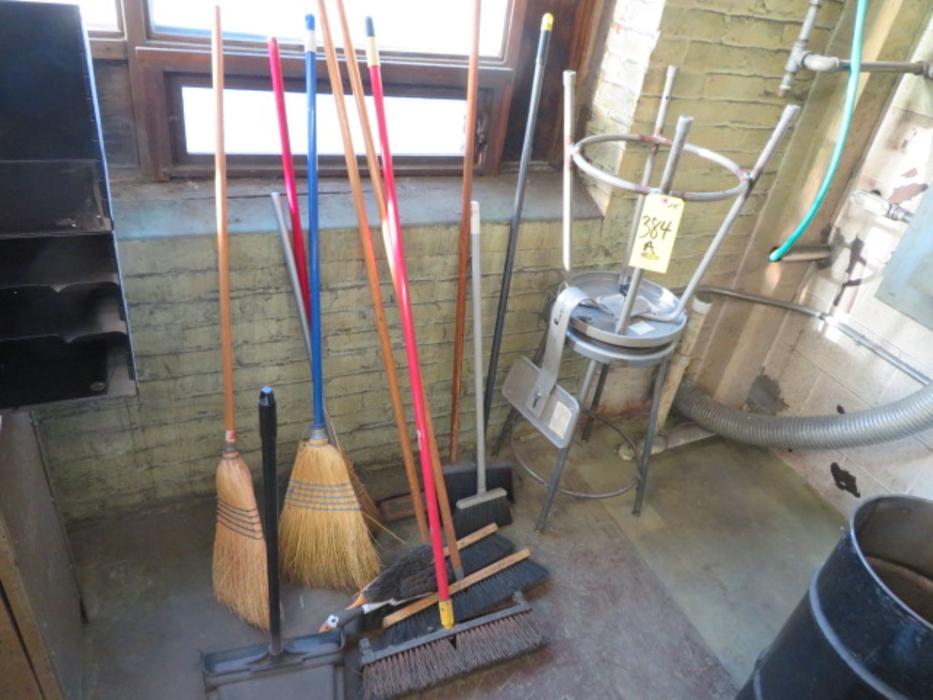 (2) BENCH STOOLS, BROOMS & SHOVELS