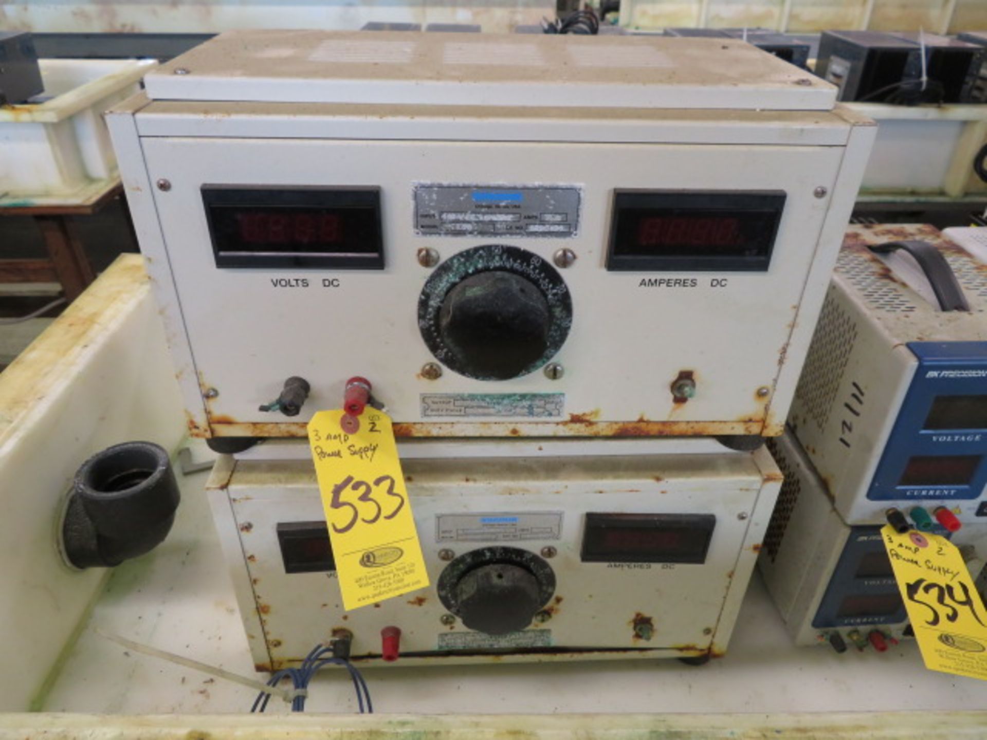 (2) KOCOUR 3AMP POWER SUPPLIES