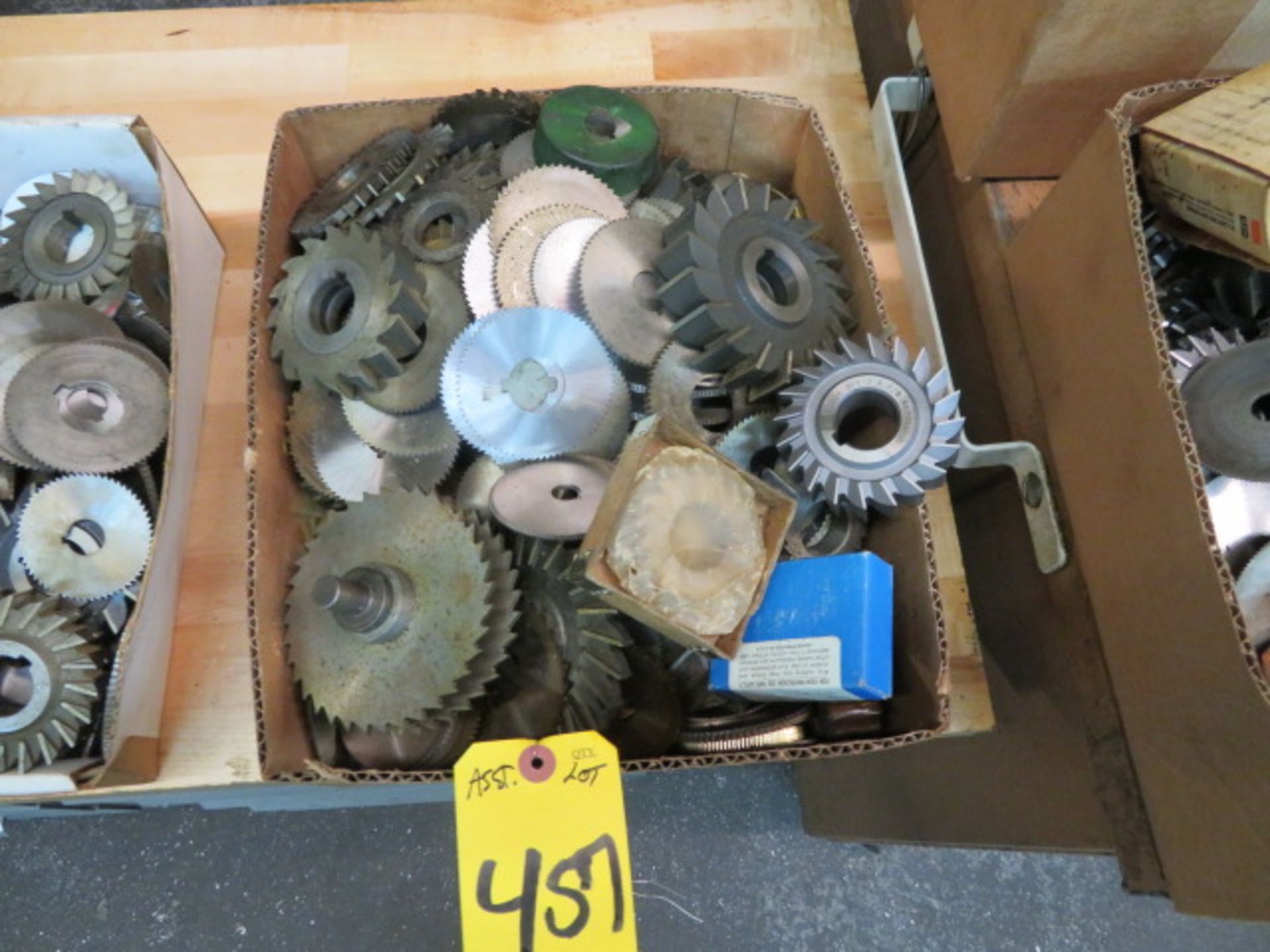 ASSORTED MILLING AND SLITTING SAWS AND CUTTERS