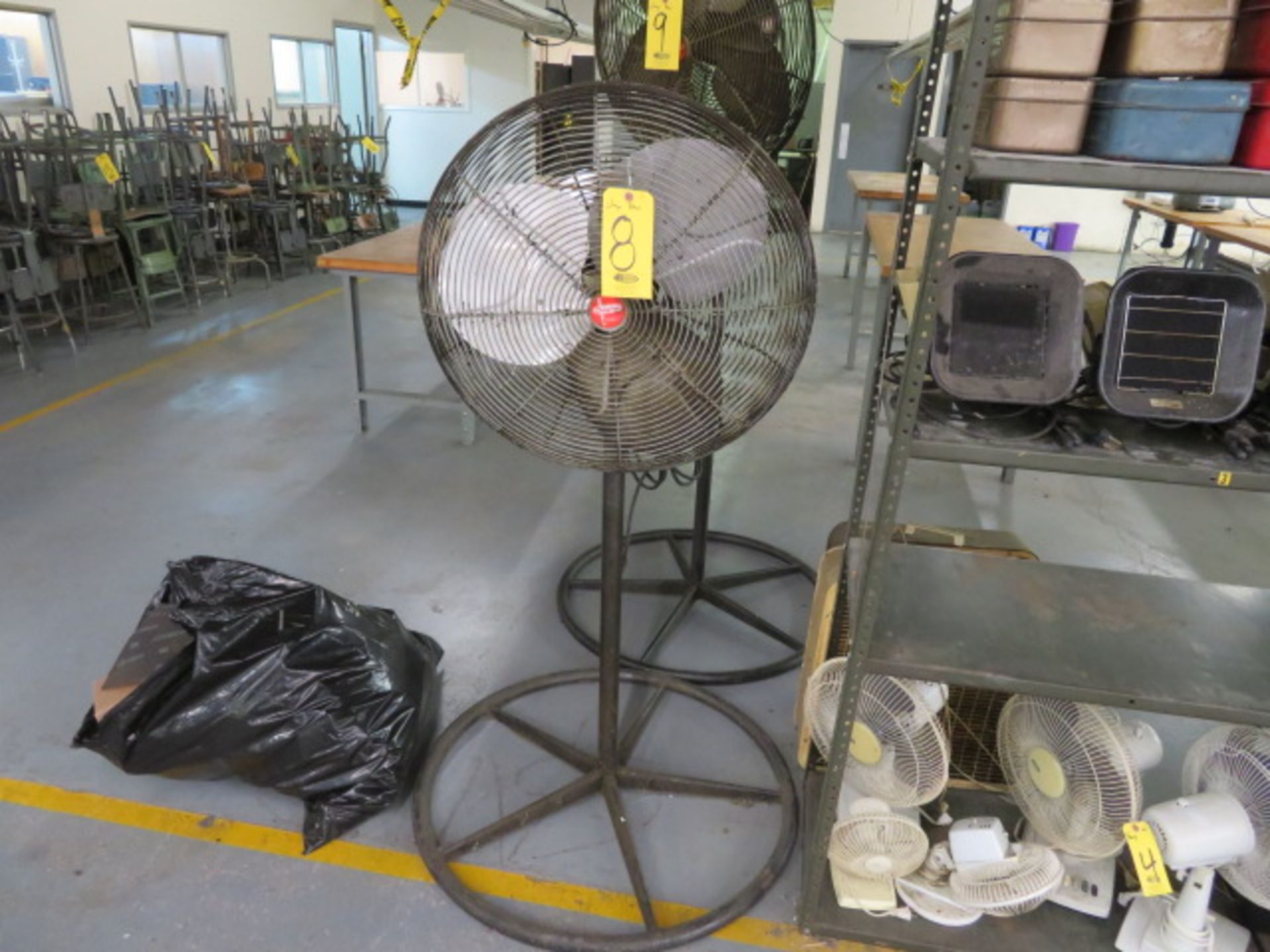 DAYTON 24" PEDESTAL FAN