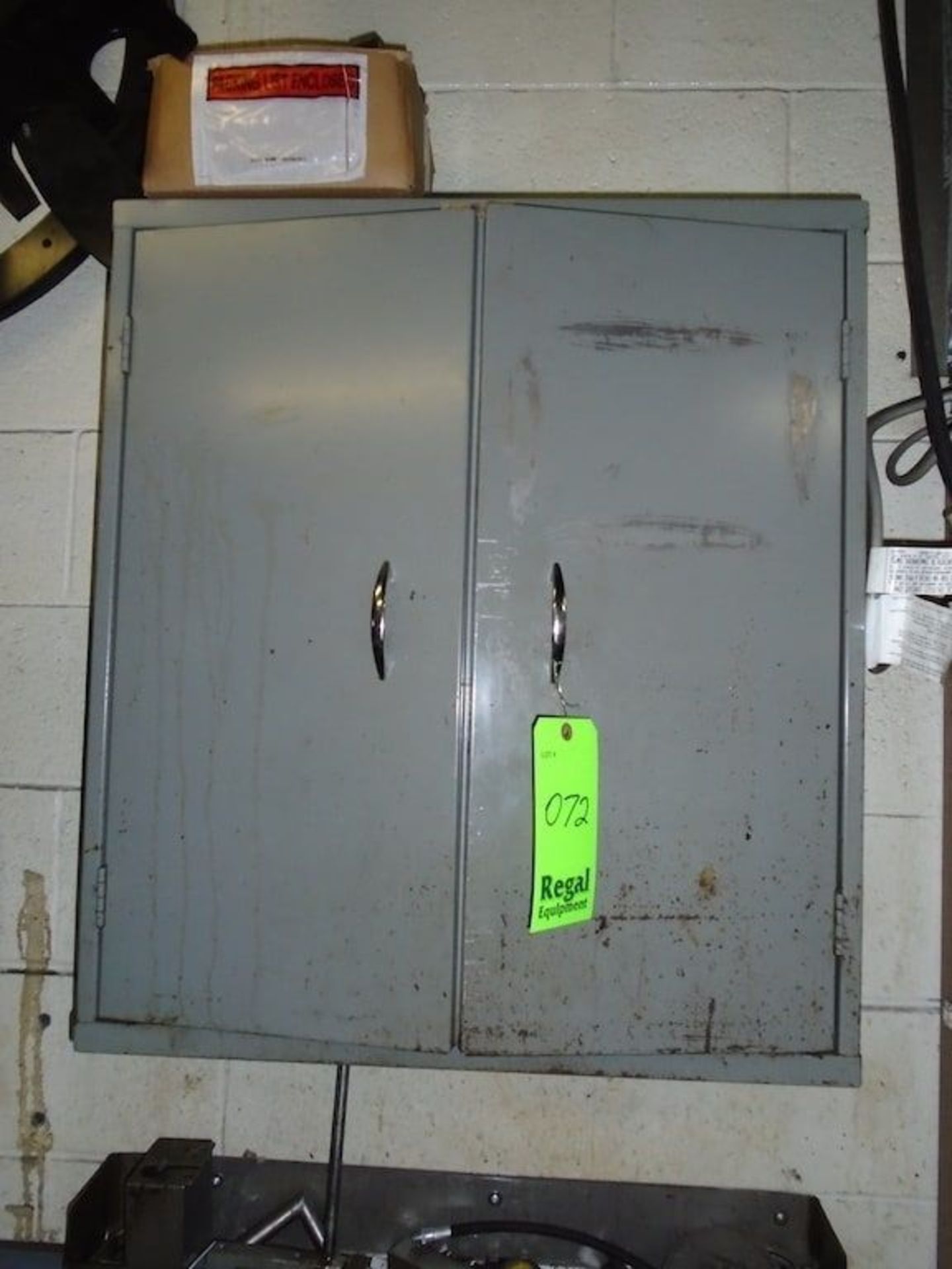 Grizzly Equipment Cabinet