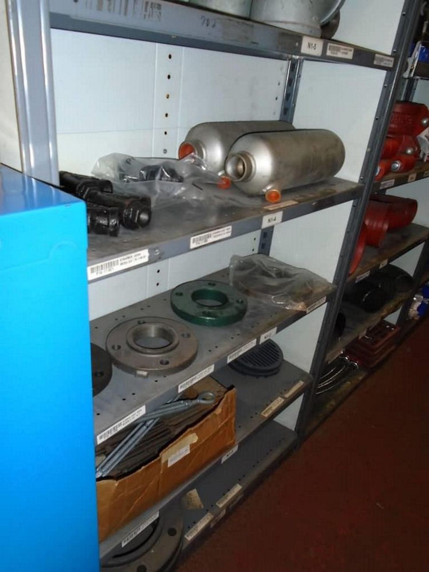 Contents of Shelves ( Assorted Couplings and Pipe Fittings) - Image 2 of 3