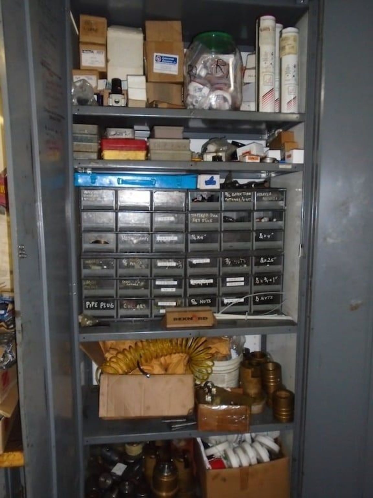 Cabinet with contents - Image 2 of 3