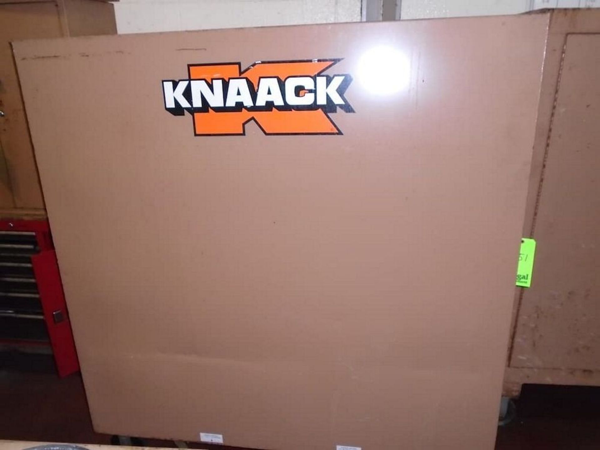 Knack Chest on Casters