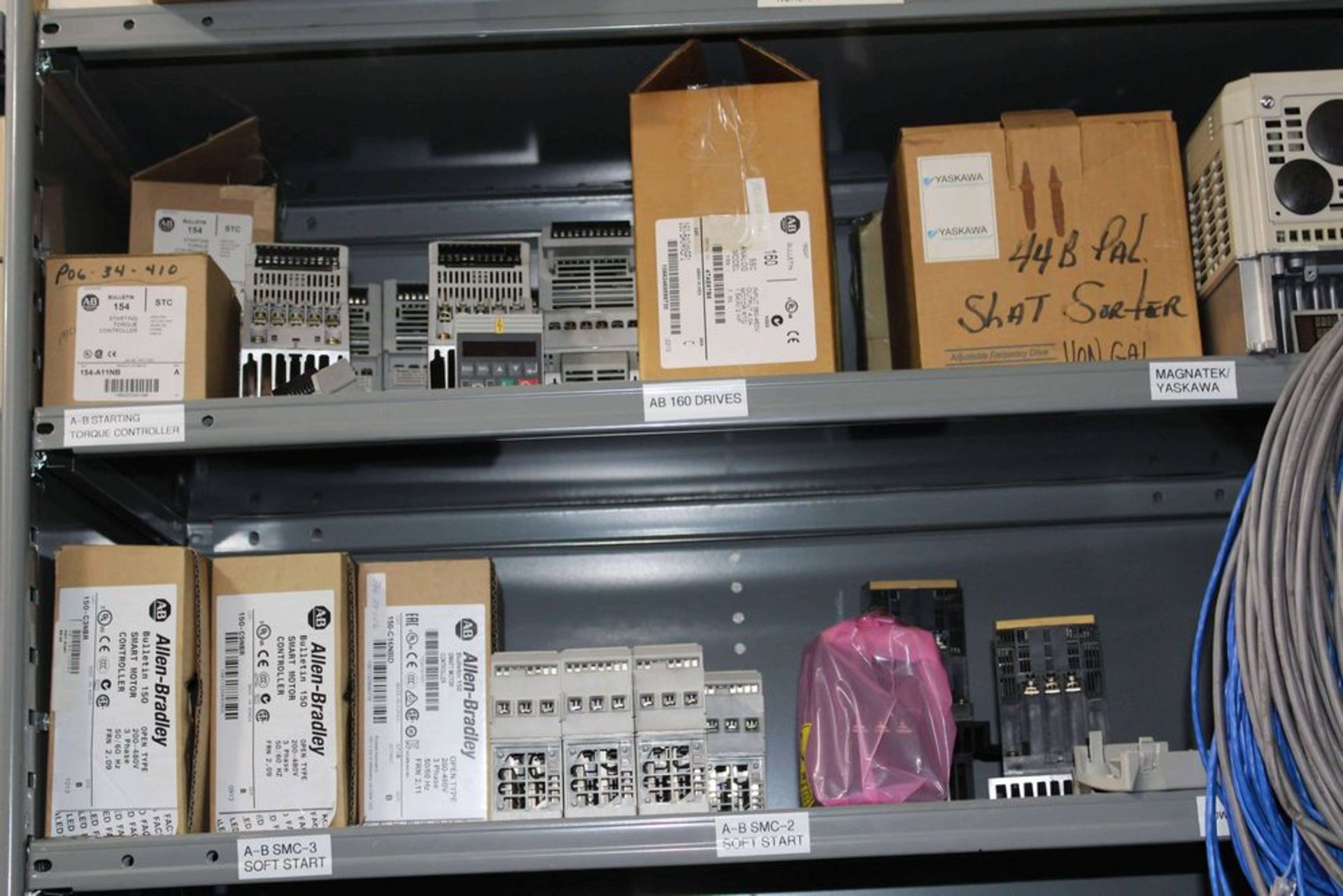 Contents of Shelves ( Assorted Allen Bradley Parts ) - Bild 2 aus 5