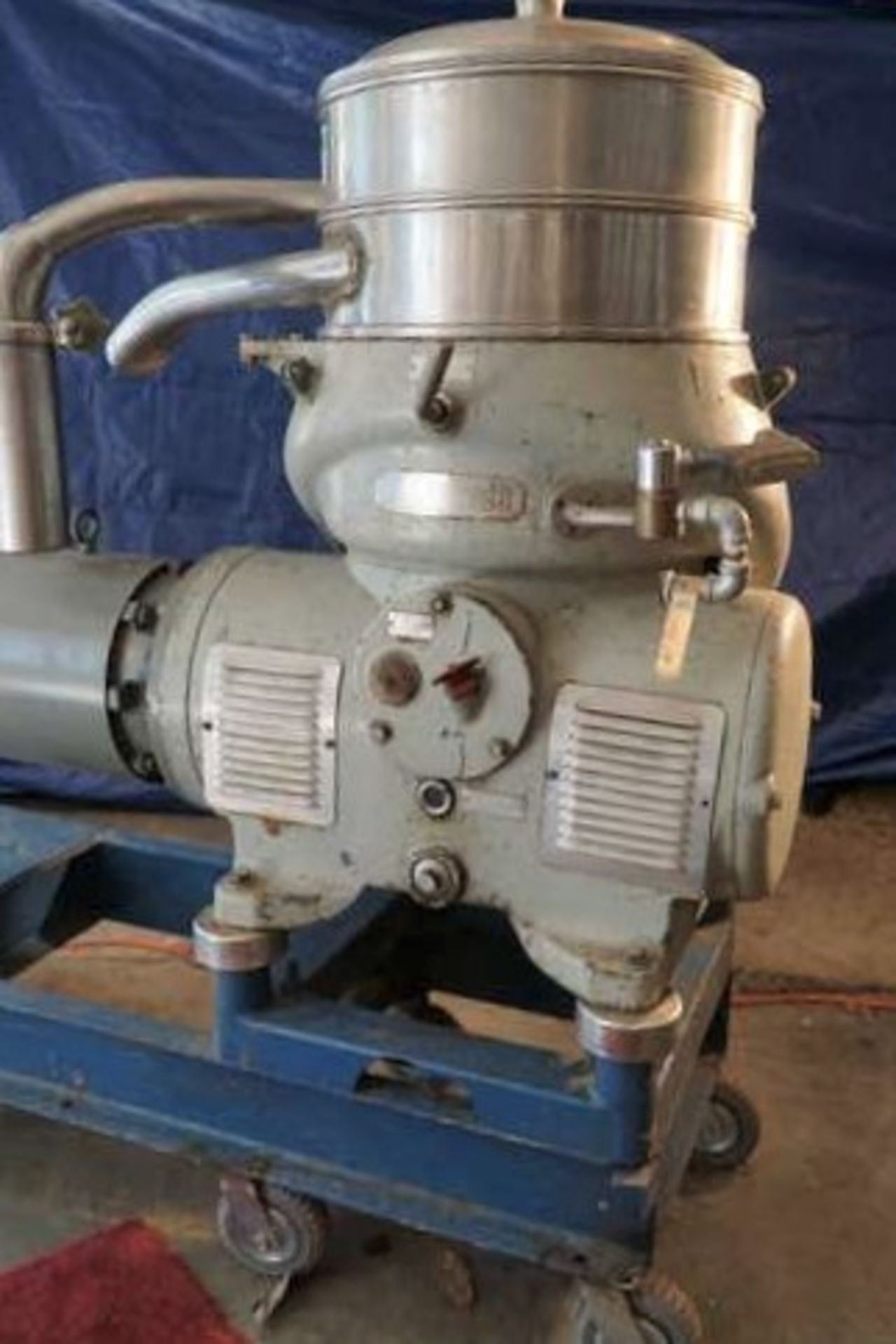 Westfalia SAOOM Centrifuge Self Cleaning. Westphalia Model SA00M 3016 Disc Centrifuge Separator.