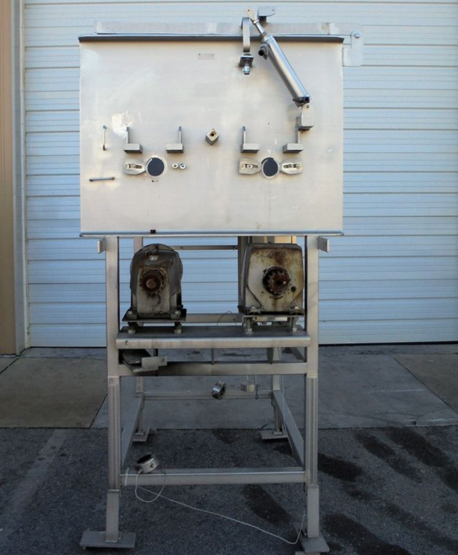 1000 lb. mixer, S/S, with gearboxes, sprocket, tub, hinged safety grate with air cylinder, dual - Image 2 of 3