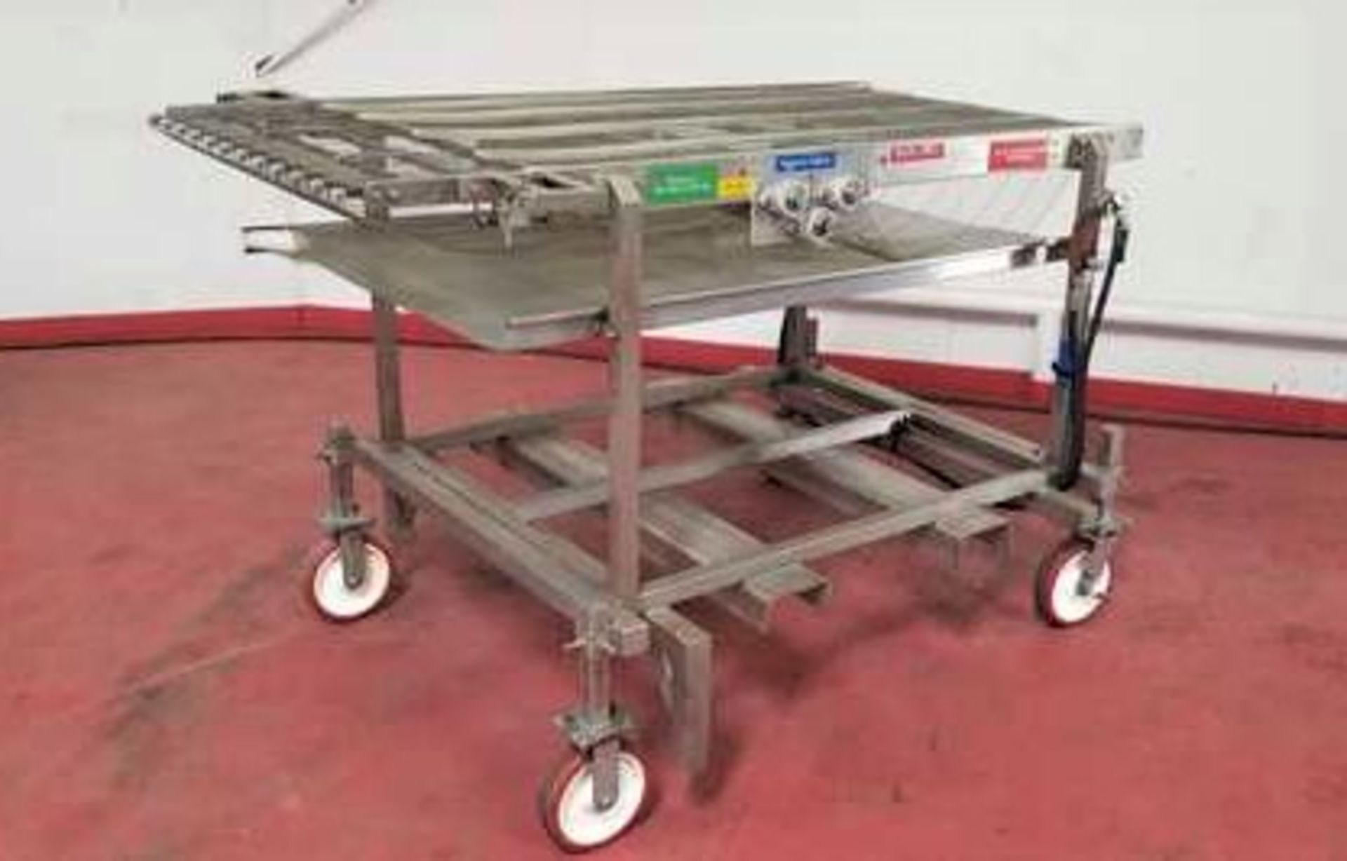 S/S Wire belt transfer conveyor. 69"L x 32" usable. S/S frame conveyor on 8" adjustable locking - Image 2 of 2