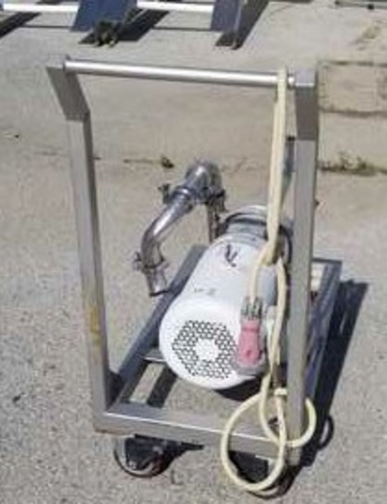 Centrifugal Pump on portable cart. 7.5 HP - AMCO Centrifugal Pump. 3 x 2. Motor is 230/460v. Mounted - Image 3 of 5