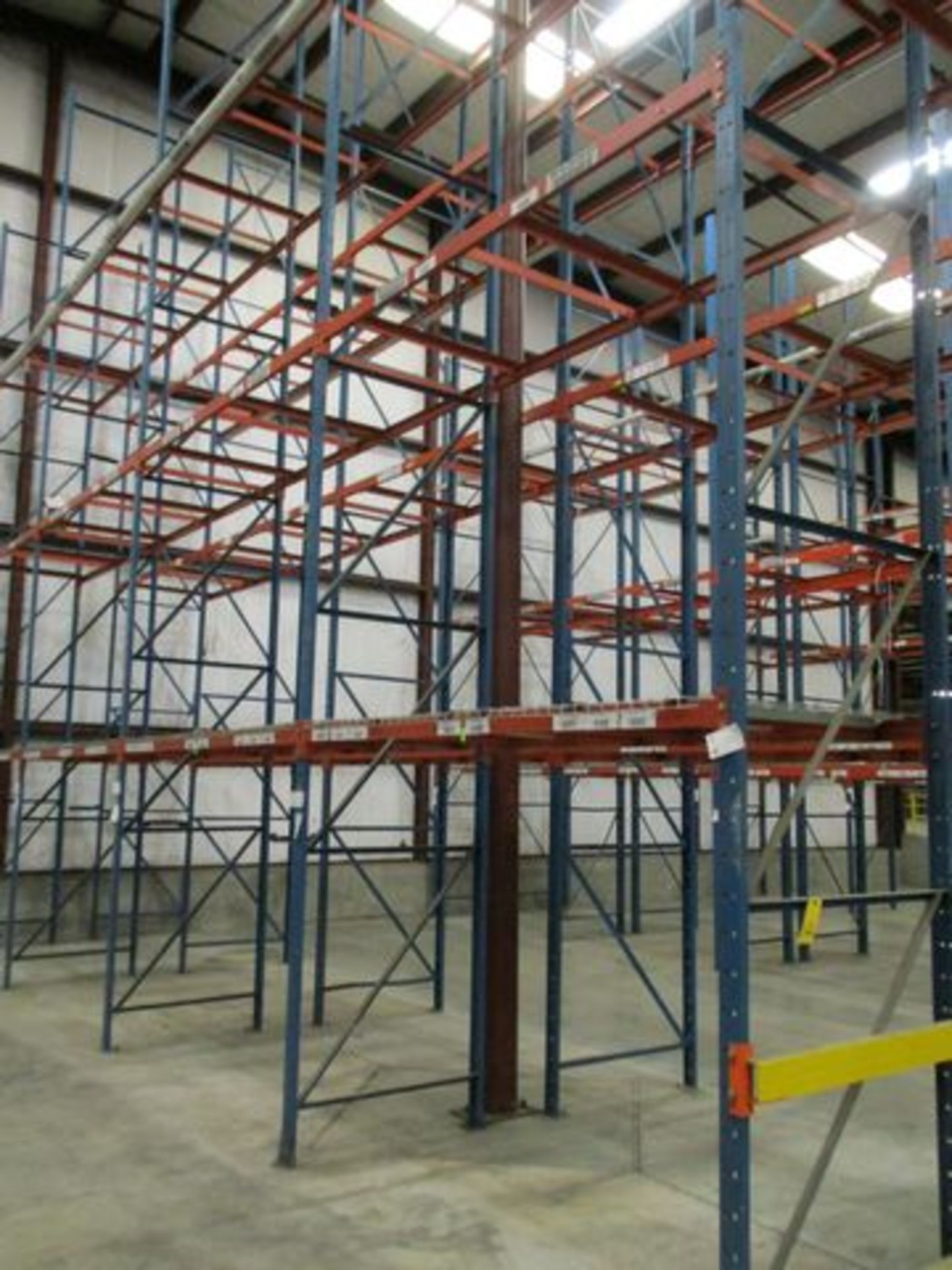 PALLET RACK - Image 4 of 9