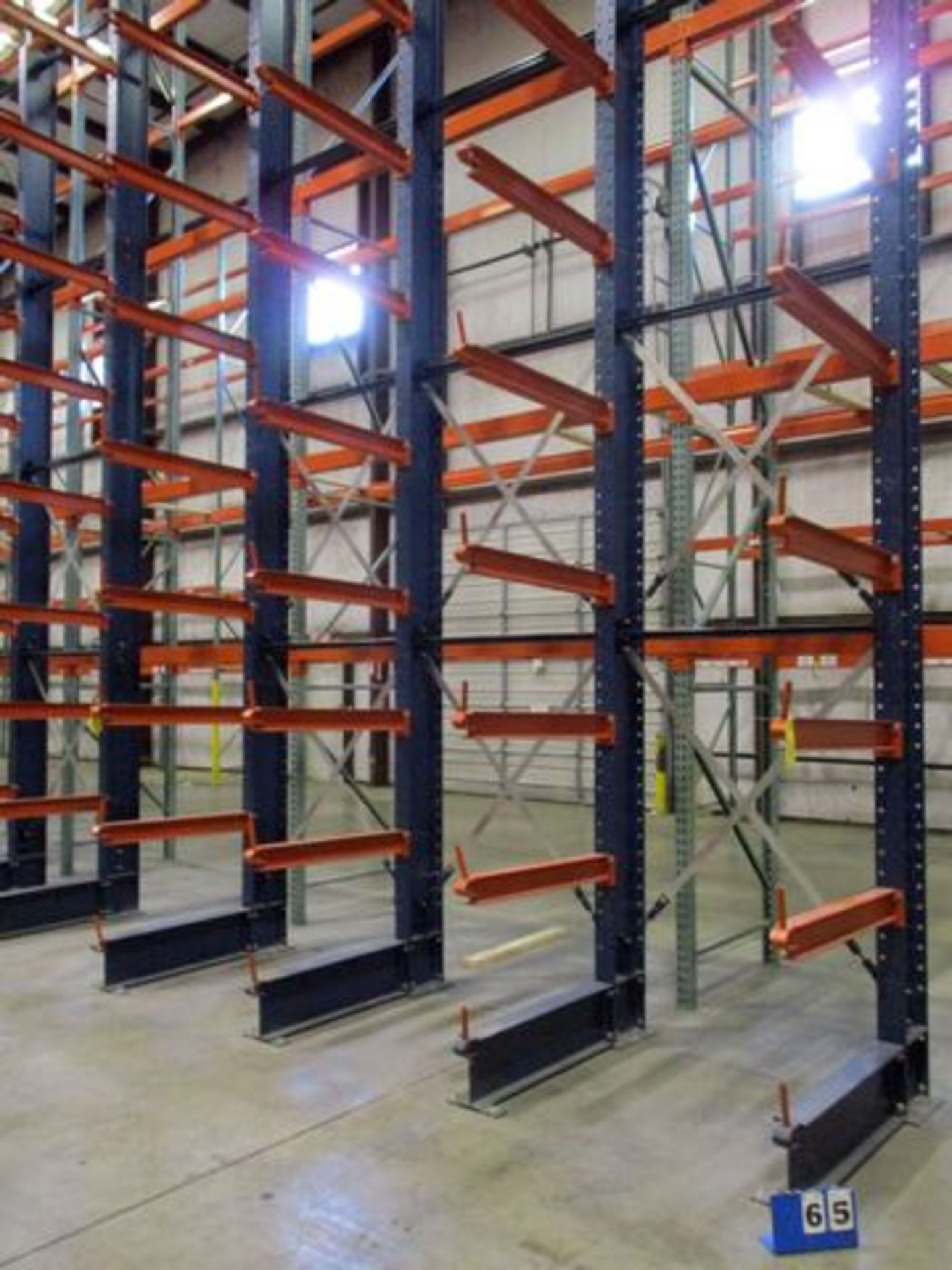 CANTILEVER RACK