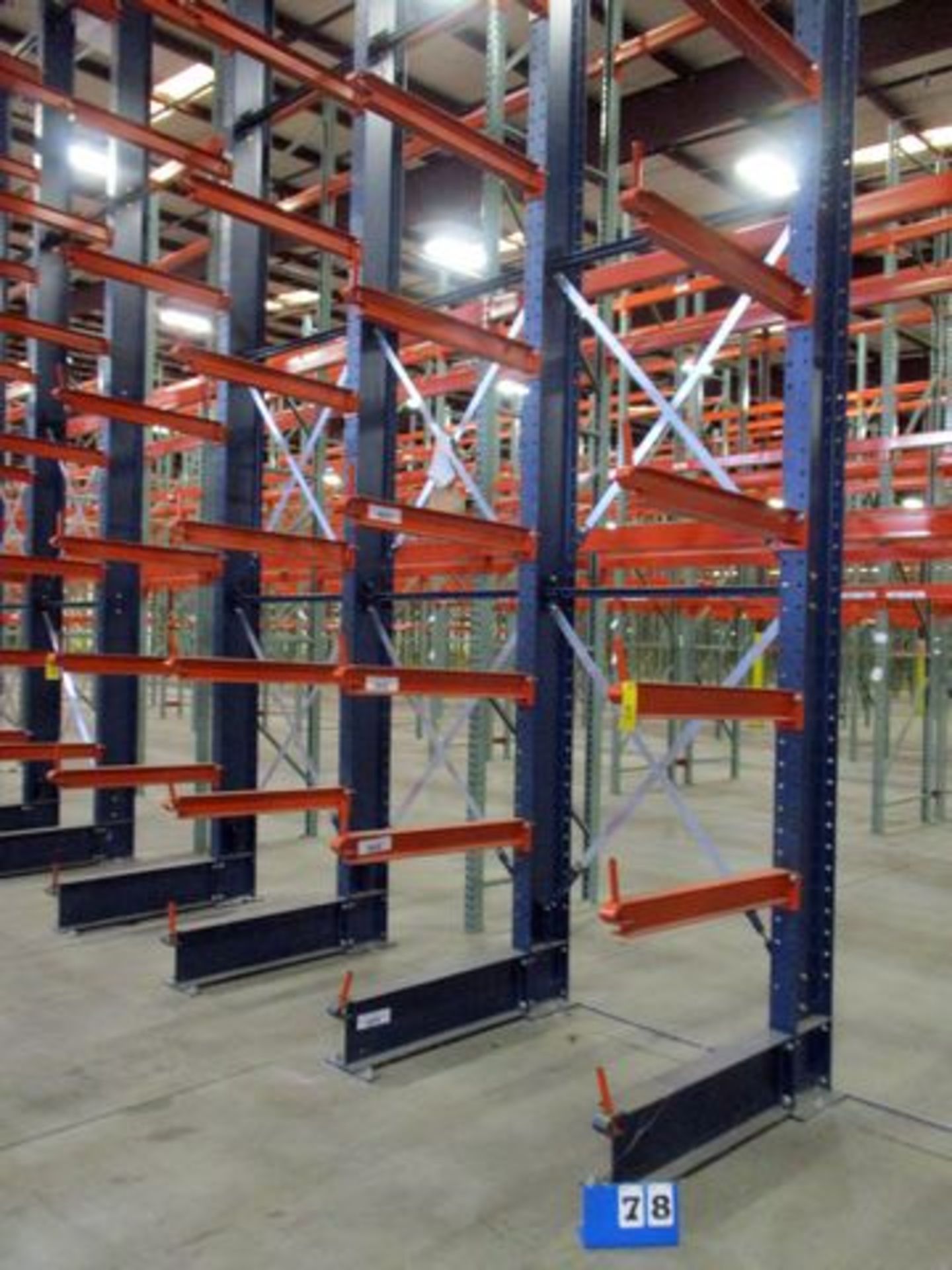 CANTILEVER RACK