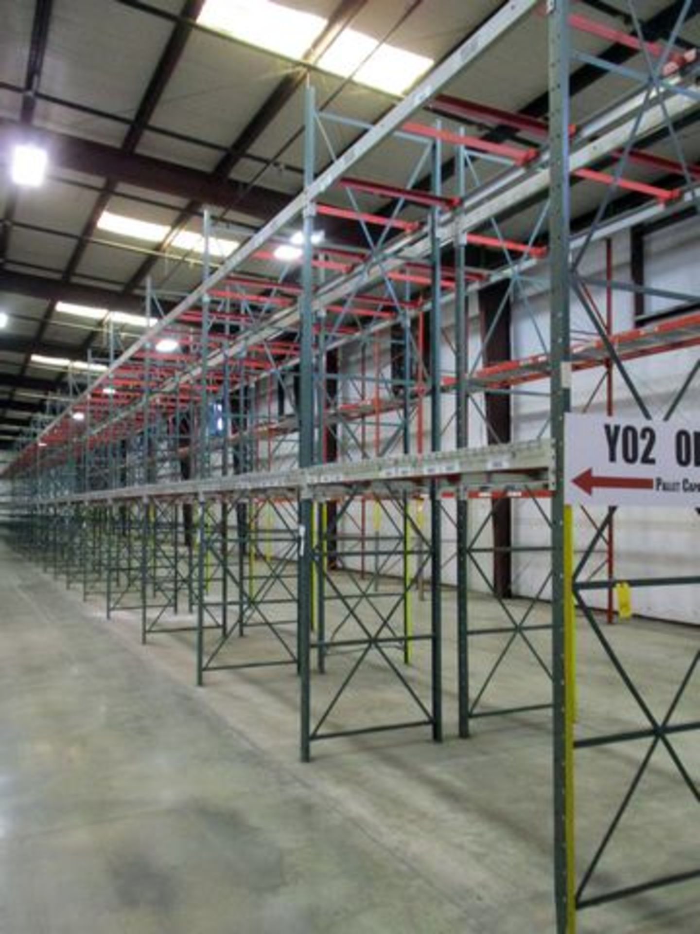 PALLET RACK - Image 2 of 8