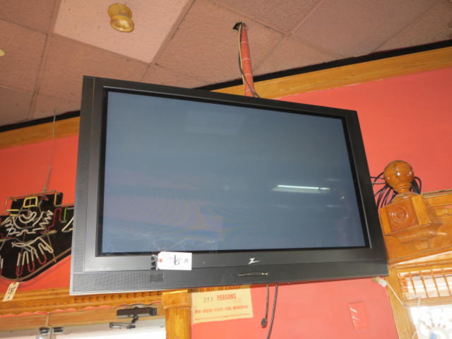 LG 56'' LCD Flat Screen TV