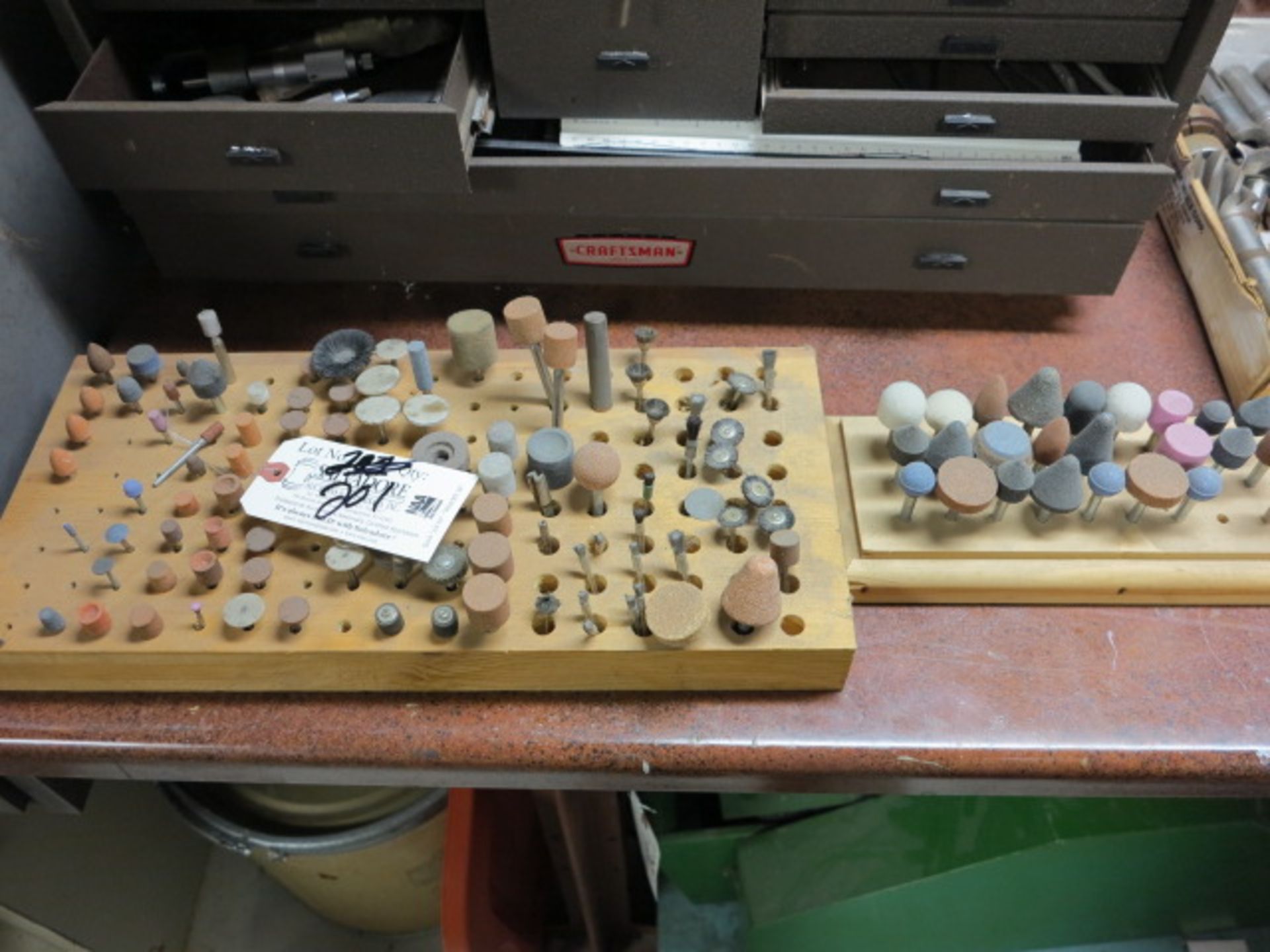 Lot Mounted Stones