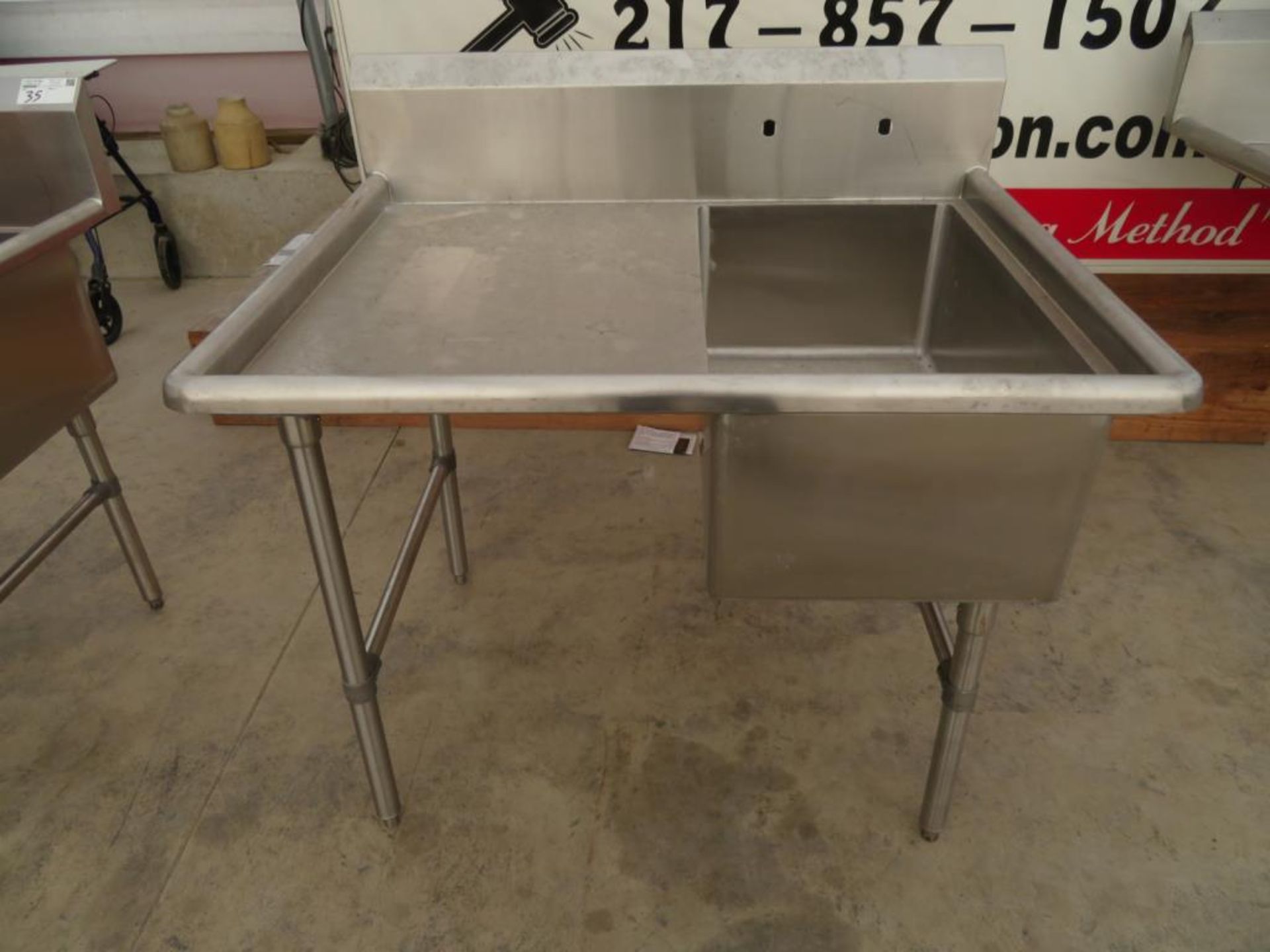 1 compartment sink, 1-18"x30" bowl with lever waste bracket with 24" drainboard left