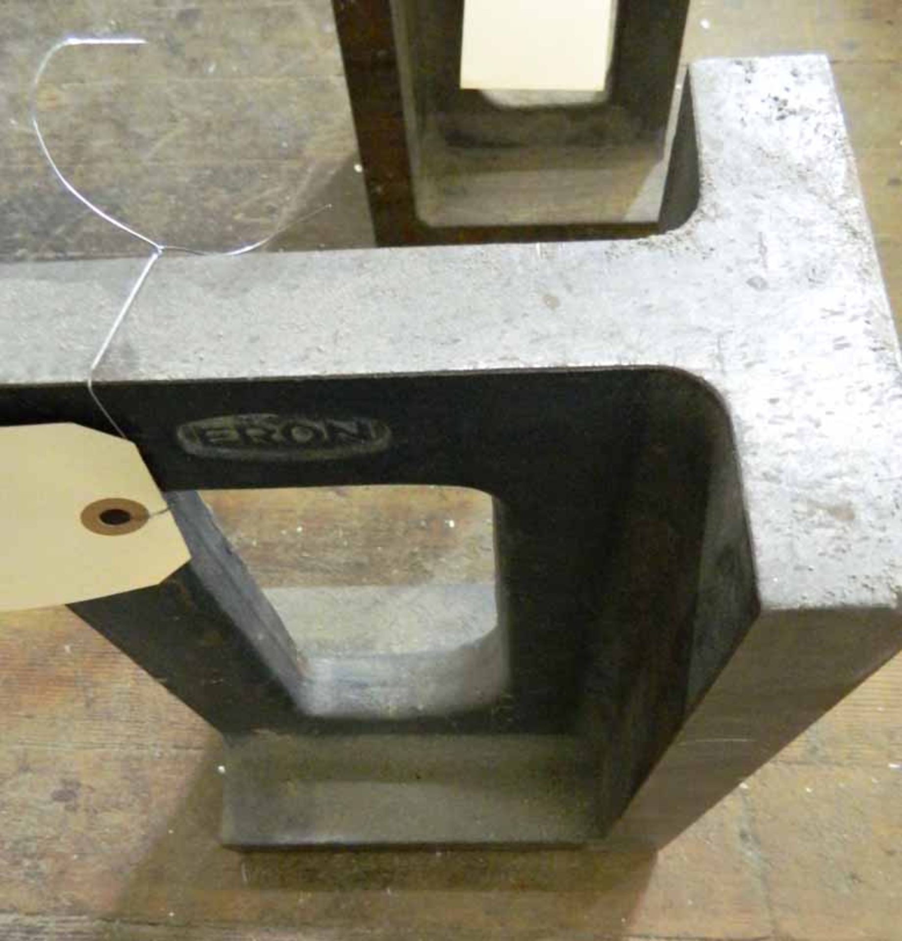 Universal right angle plate 8 x 12 x 8, Eron - Image 2 of 3