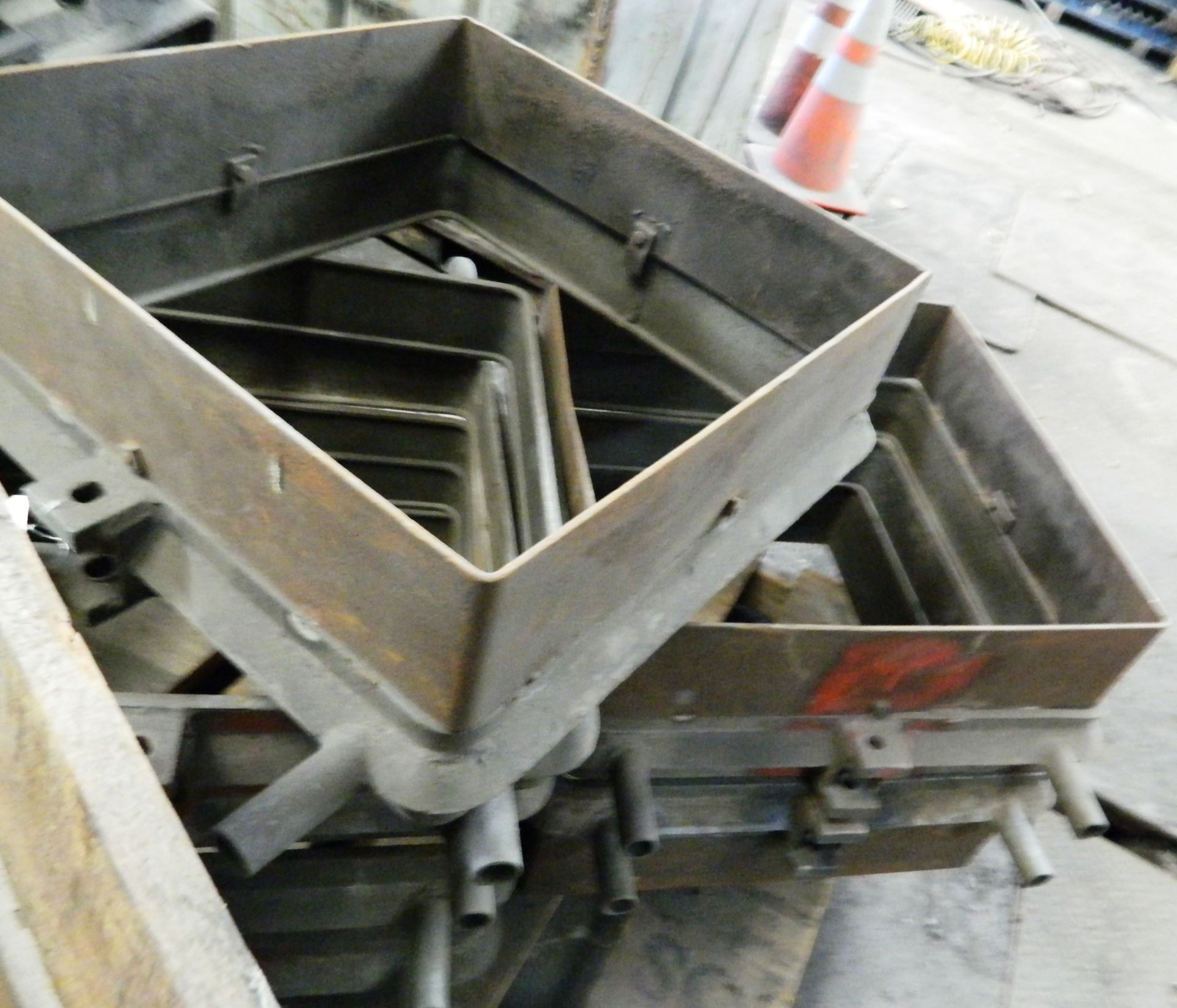 Steel molding boxes (for floor-see handles on side), approx 8 - Image 2 of 2