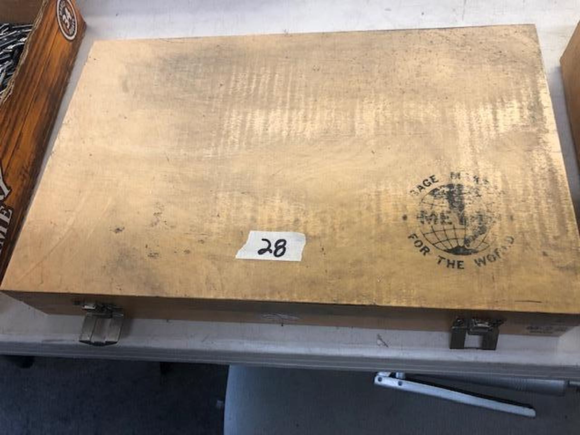 Meyer M-2 pin gage set in wooden box (.251-.500)