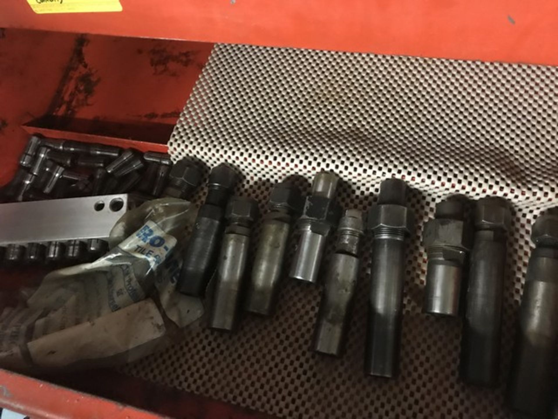 LOT MAZAK SCREW MACHINE COLLETS, ETC (CONTENTS OF SNAP-ON TOOL BOX) - Image 2 of 3