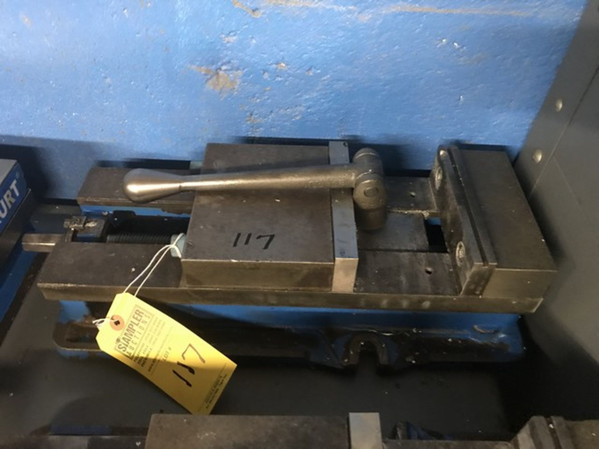 KURT MACHINE VISE