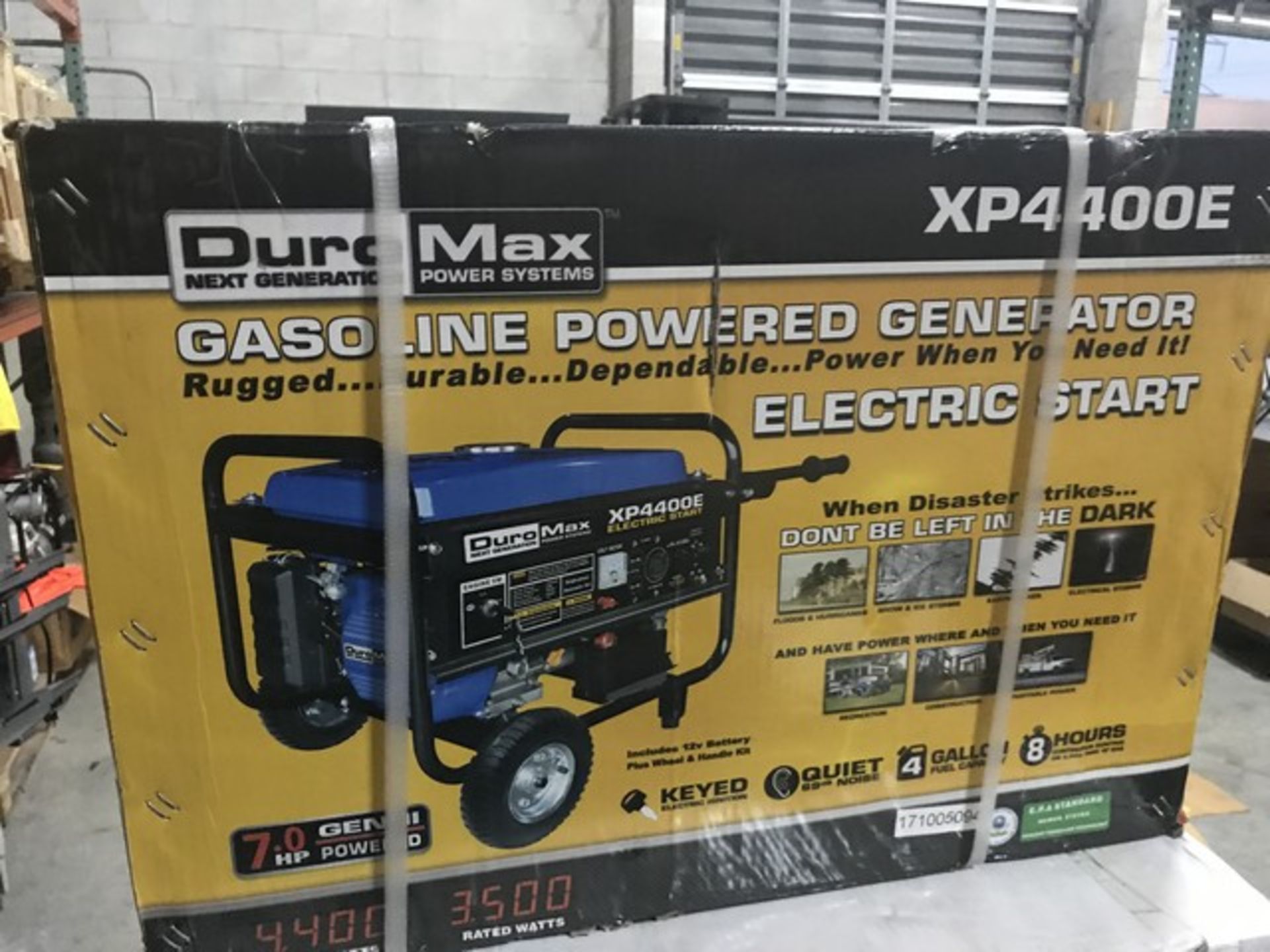 DUROMAX ELECTRIC START XP4400E GENERATOR - 7HP (NEW IN BOX)