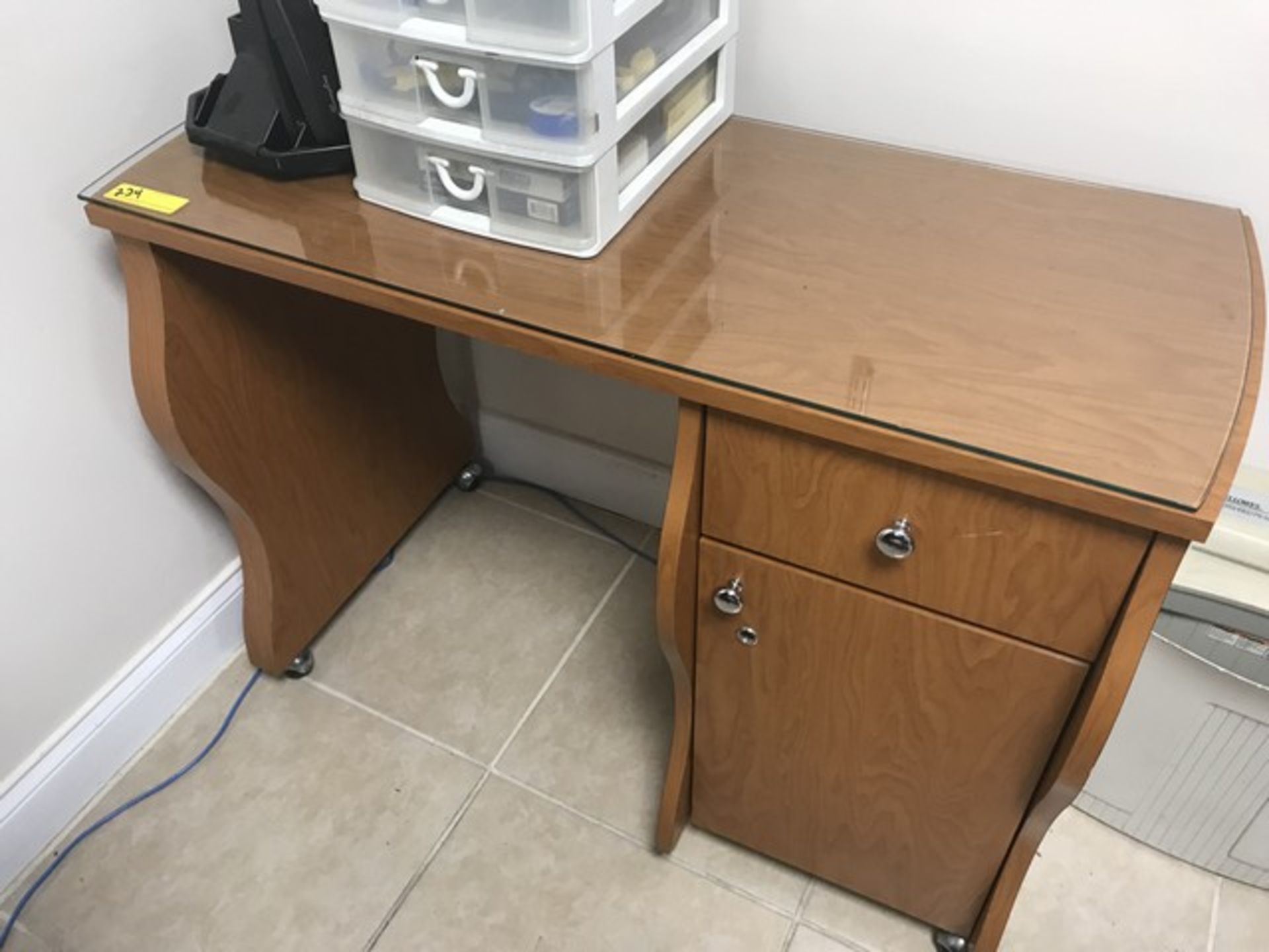 WOOD ROLLING OFFICE DESK WITH GLASS TOP