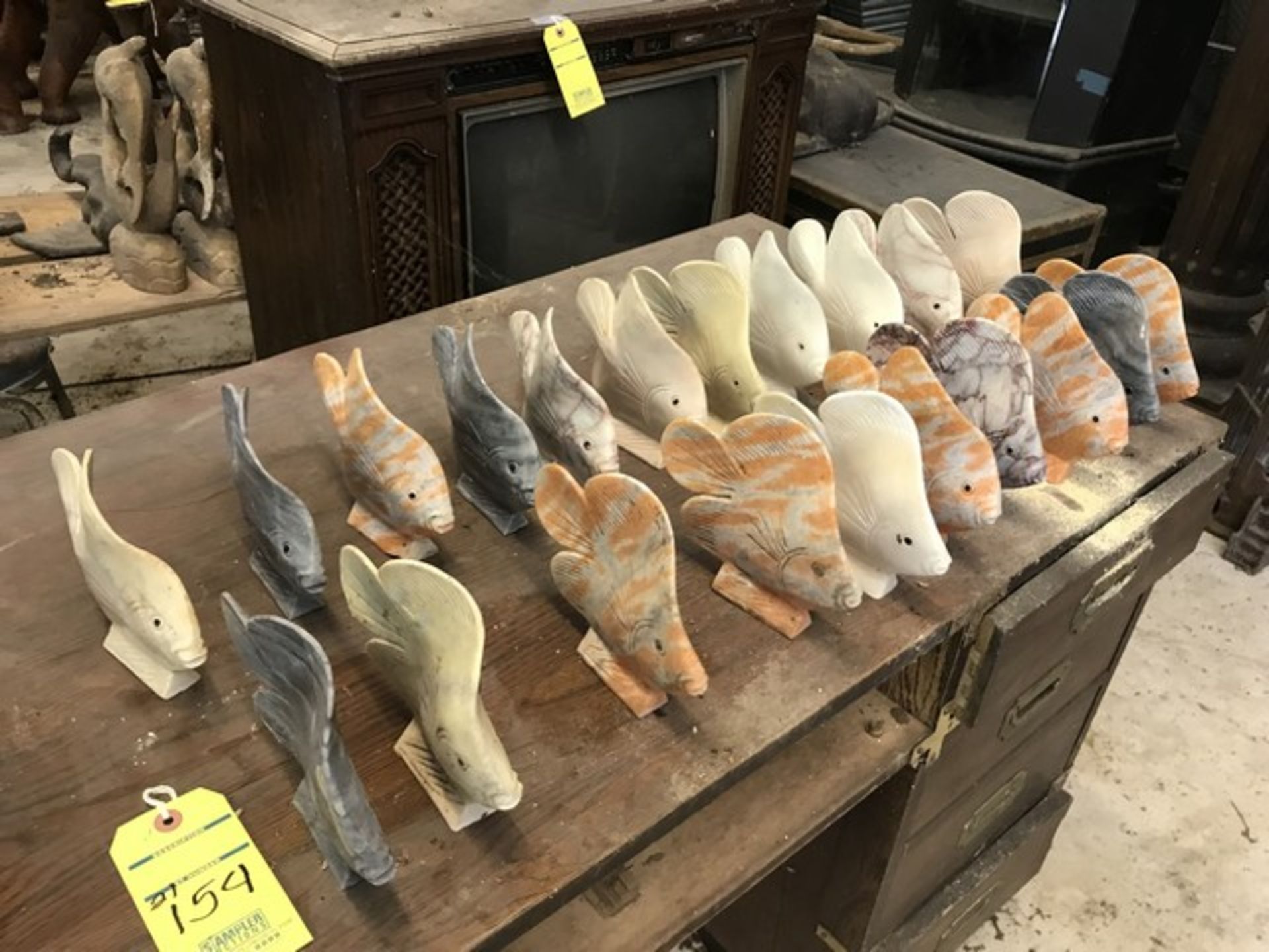 ASSORTED MARBLE STATUES - FISH - 6''H (FOB LOXAHATCHEE, FL)