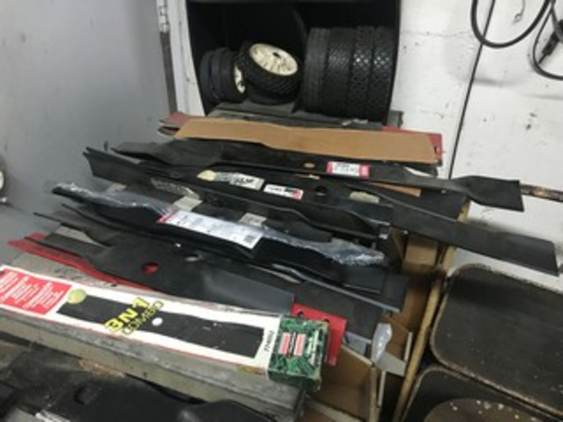 LOT NEW PARTS INVENTORY - BELTS, BLADES, PLUGS, & CHAINS - Image 16 of 16