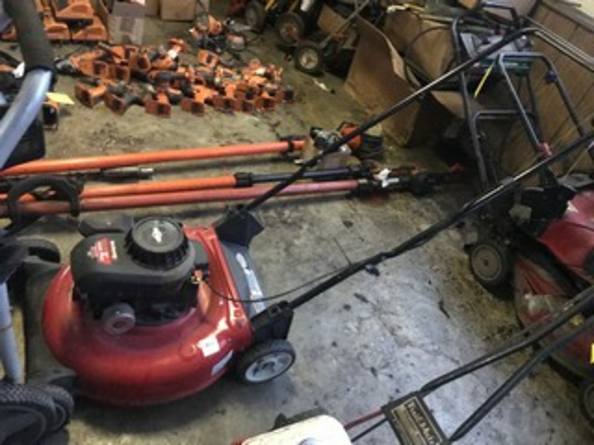 TORO YARD MACHINE 158cc WALK-BEHIND MOWER